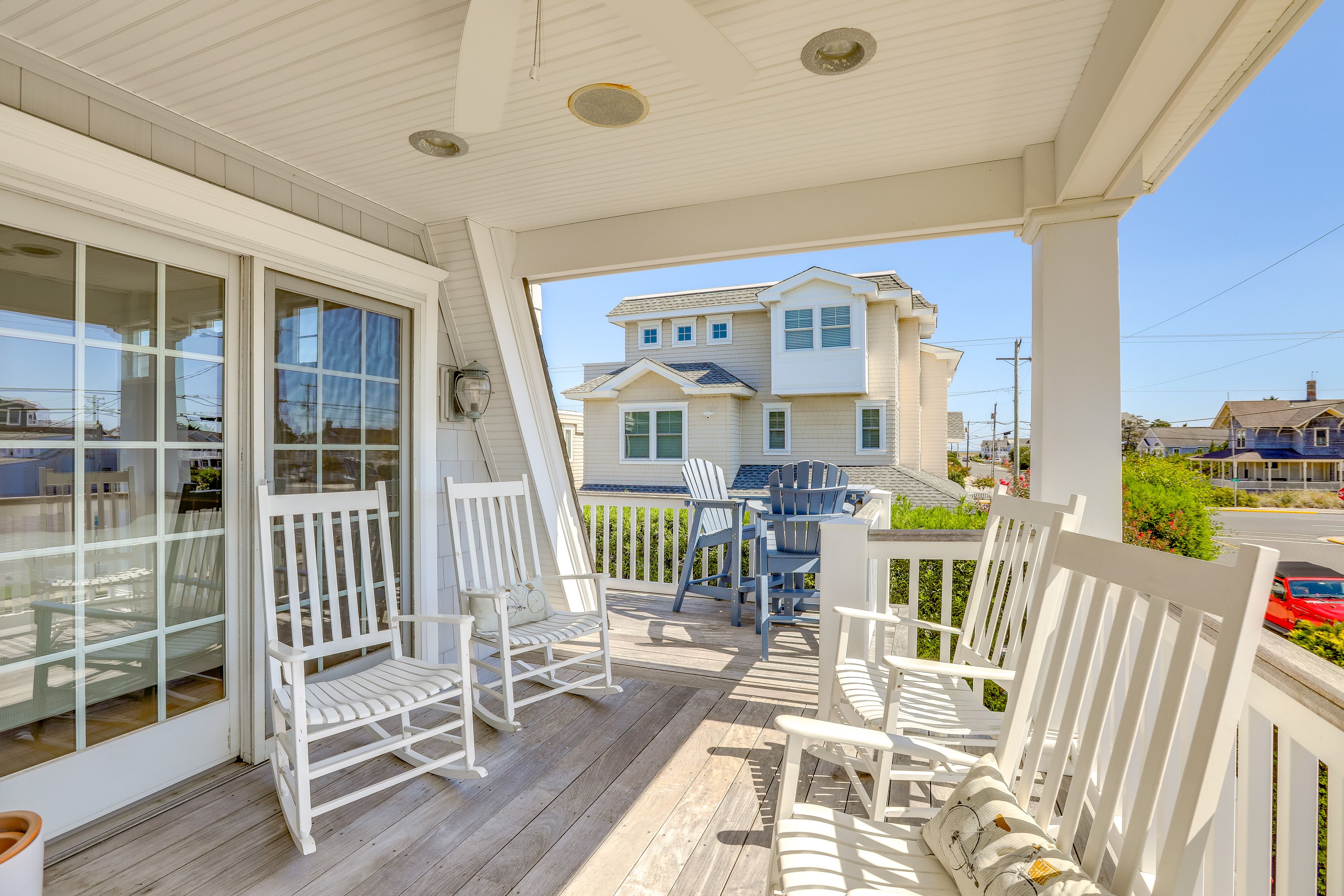 Deck | Rockers | Outdoor Dining