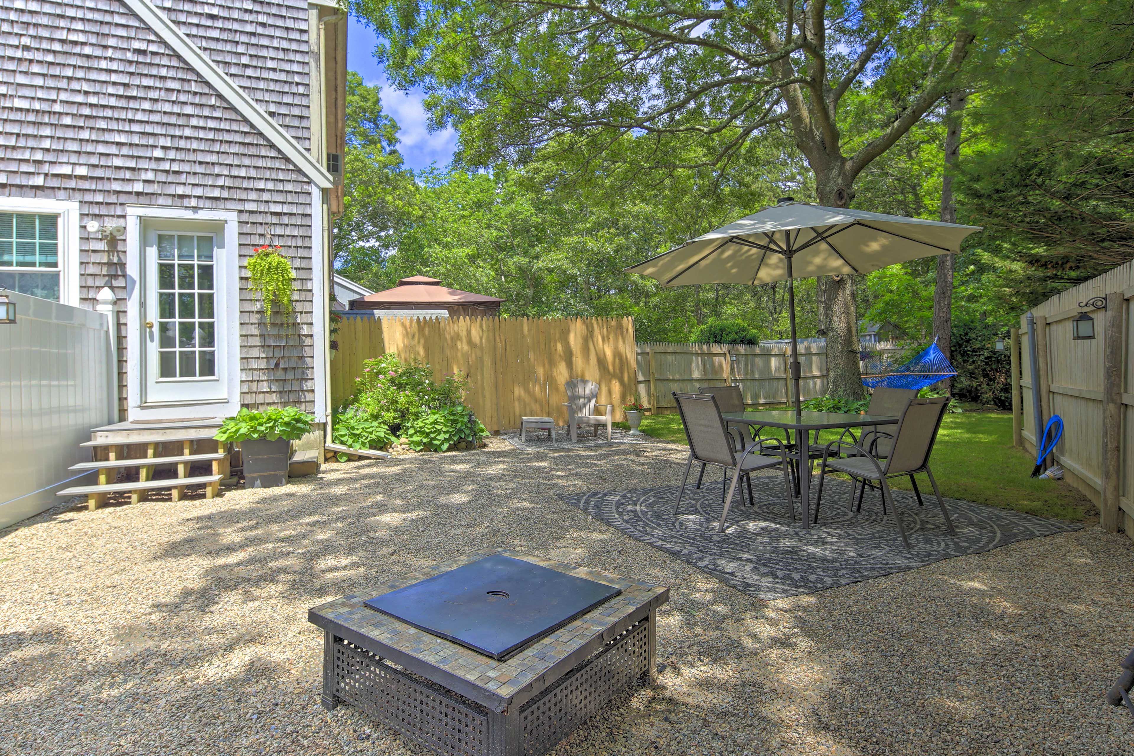 Backyard | Fire Pit