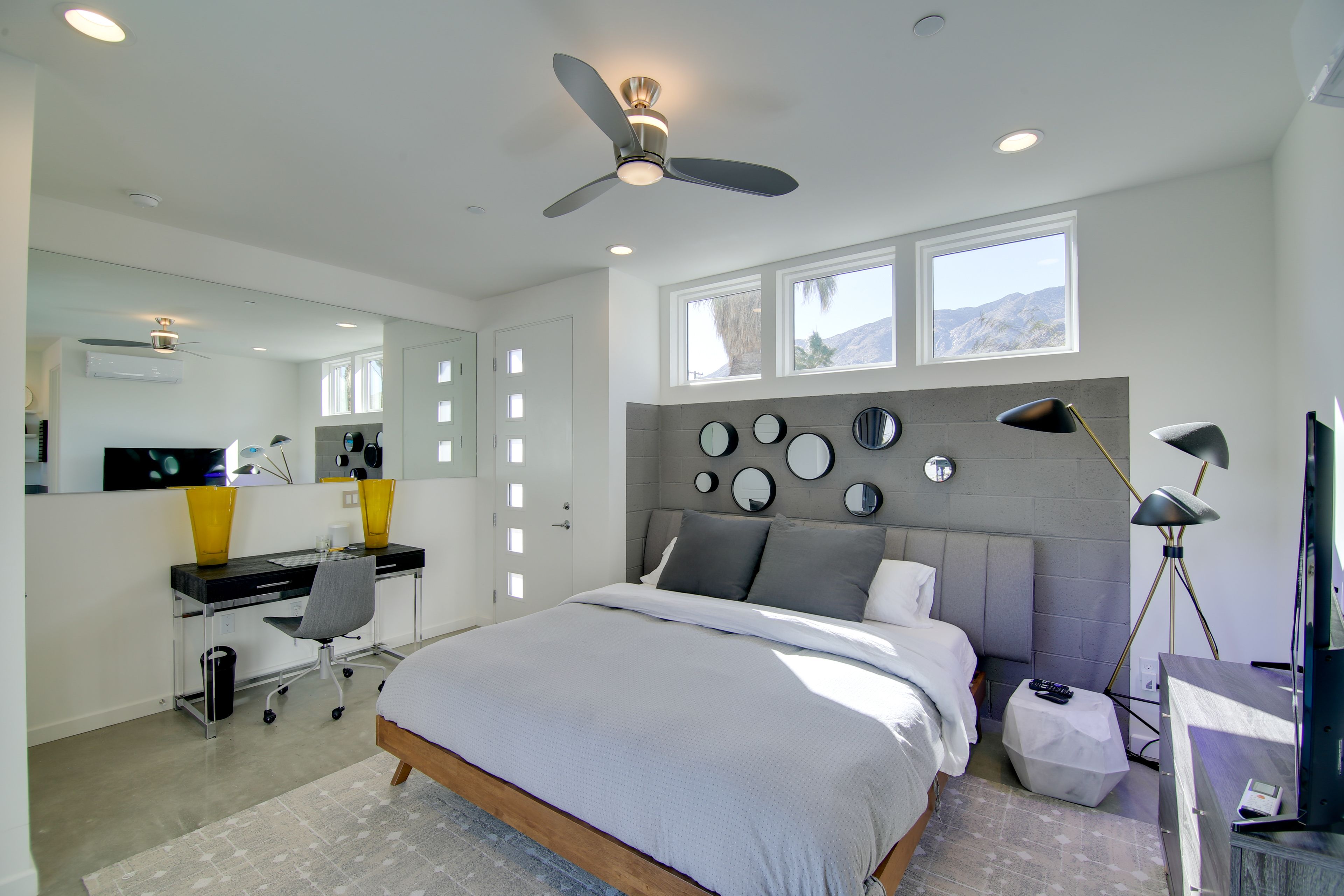 Bedroom 3 (Casita) | California King Bed