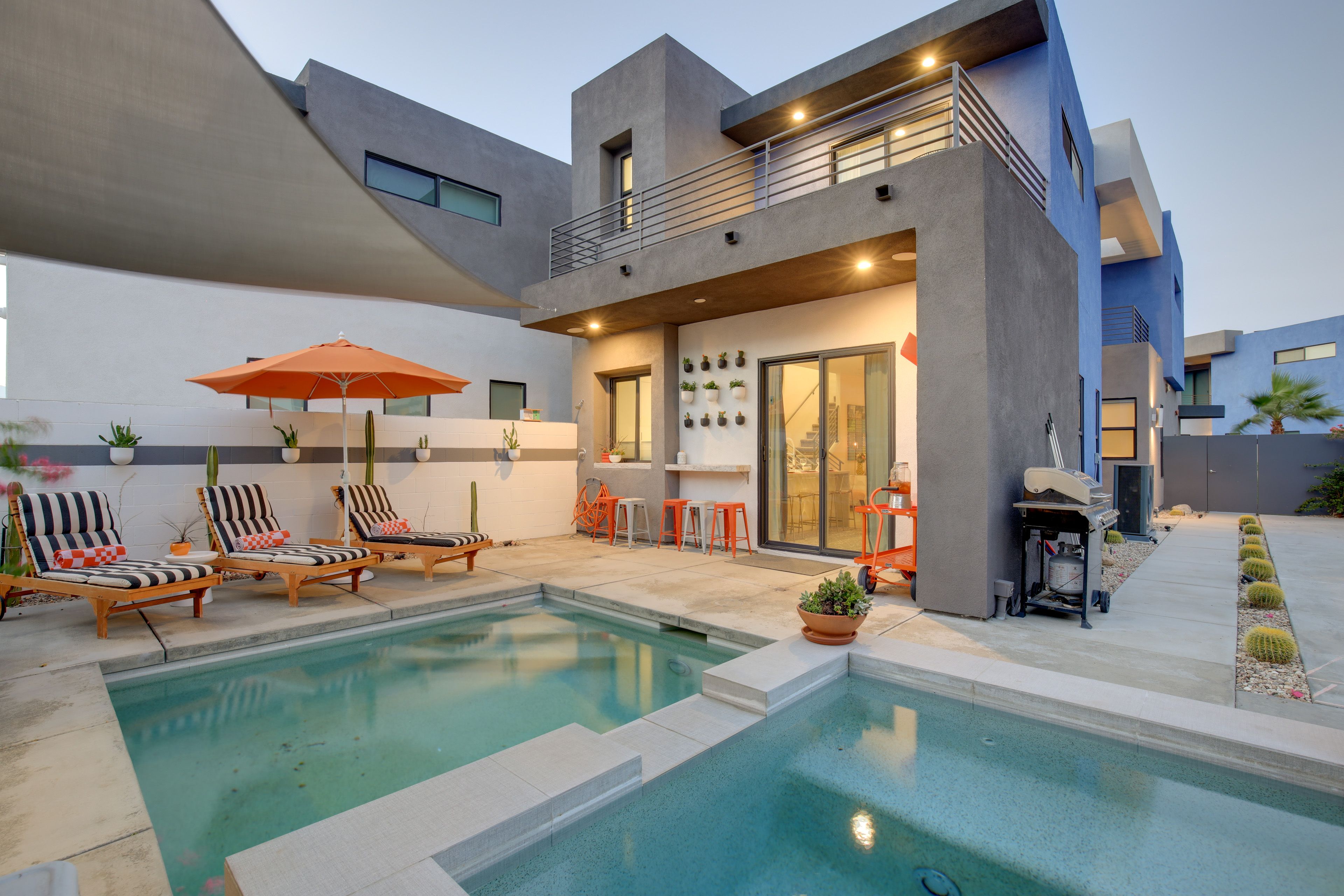 Private Outdoor Pool | Gas Grill