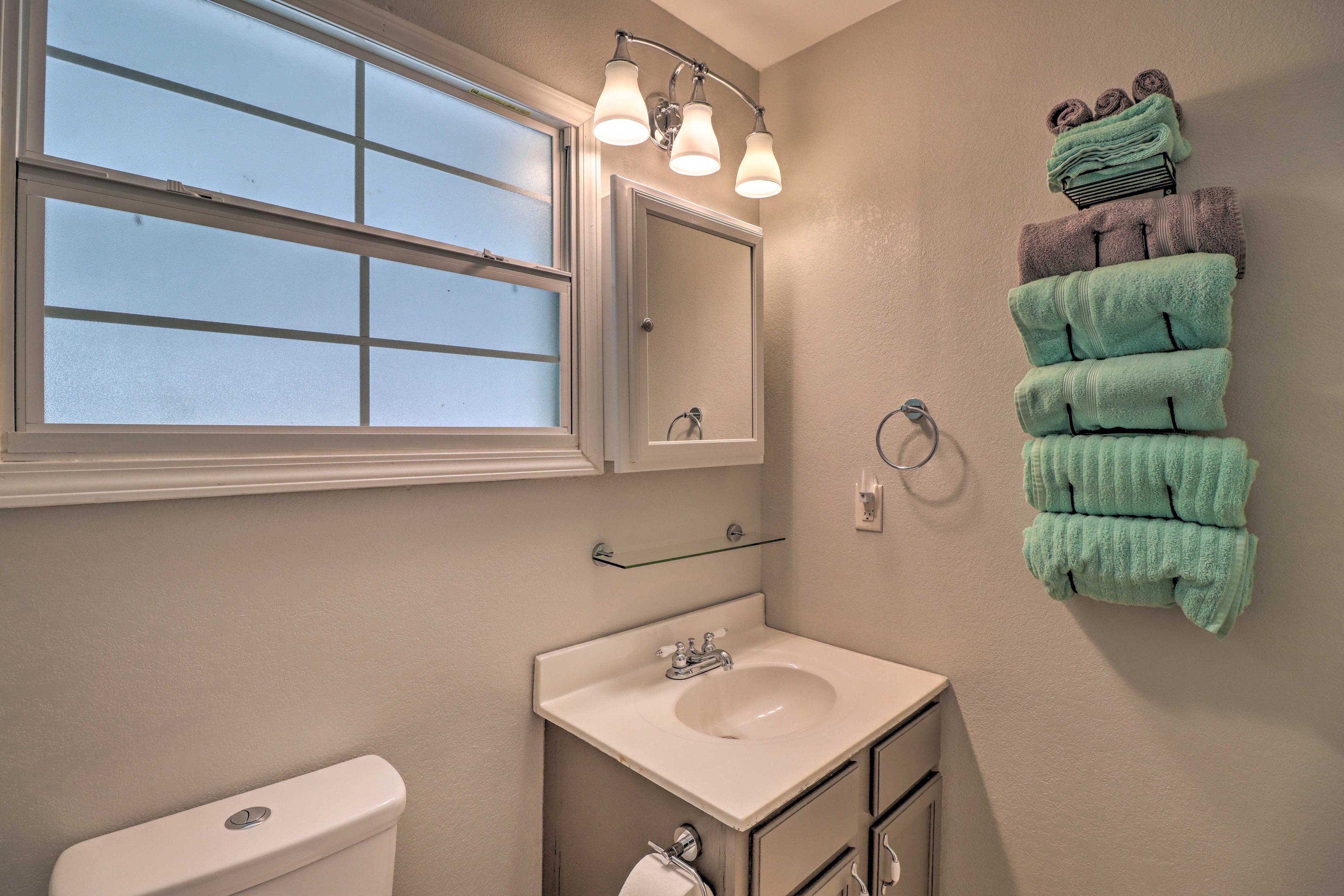 Full Bathroom