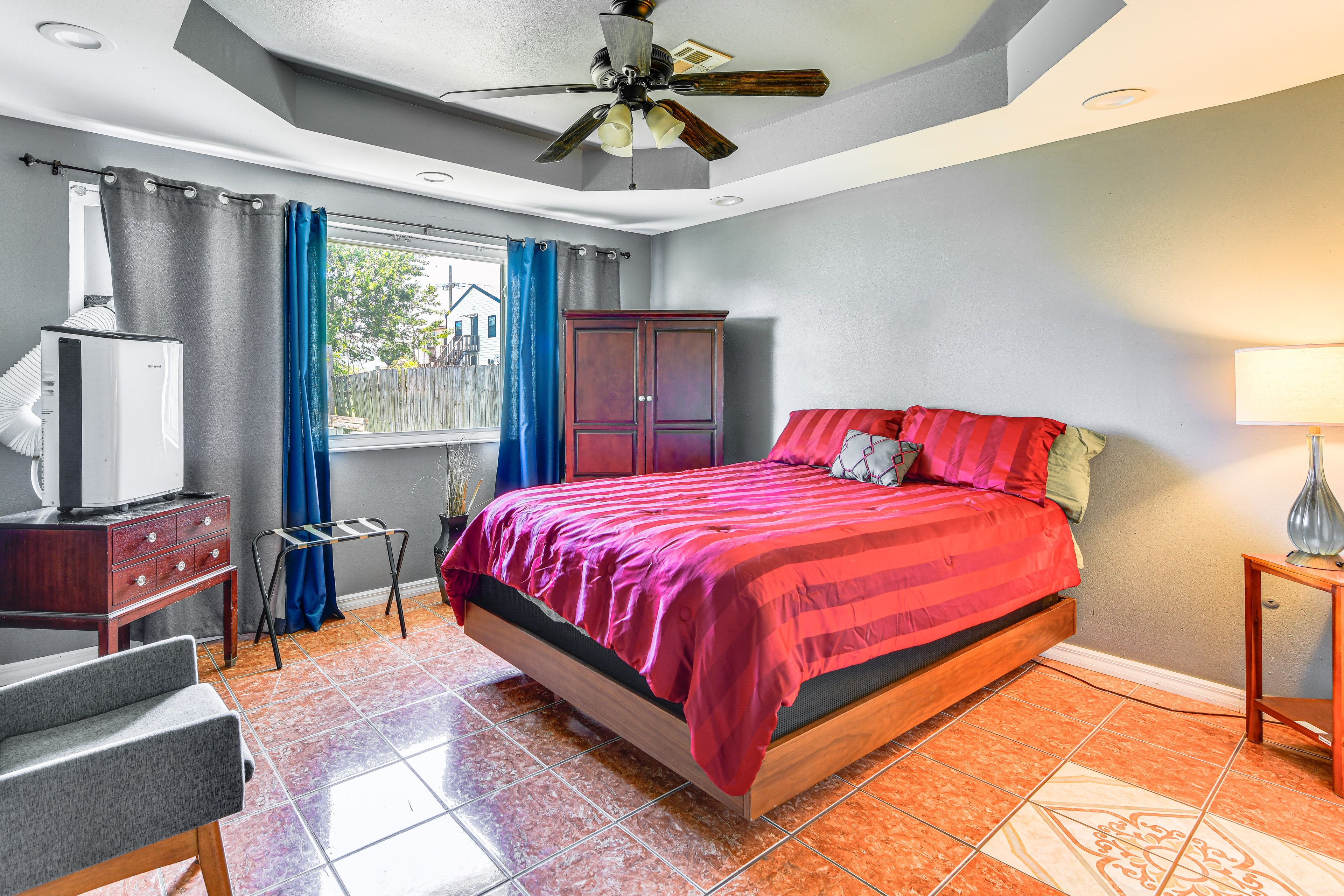 Bedroom 2 | Queen Bed | Linens Provided