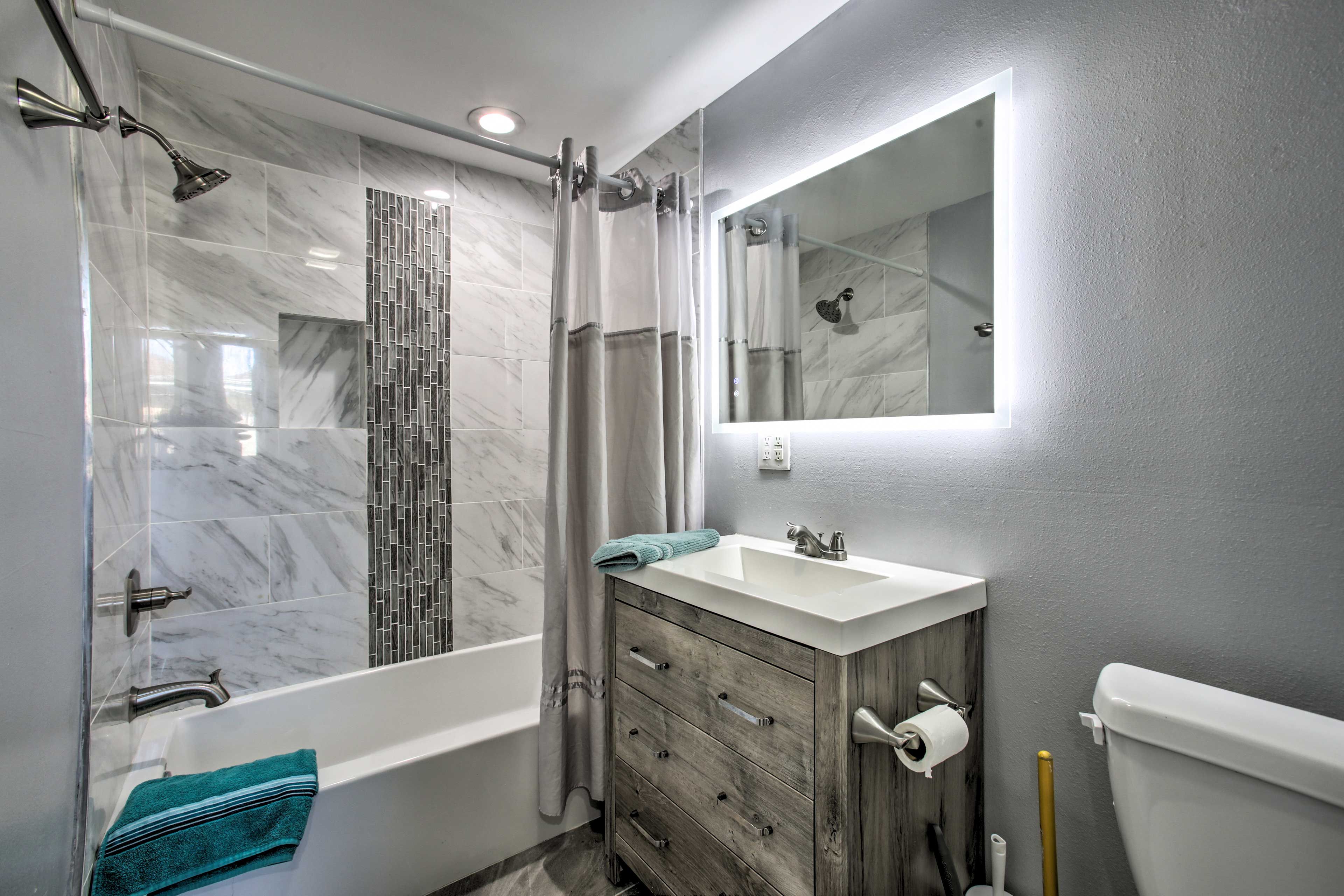 Full Bathroom