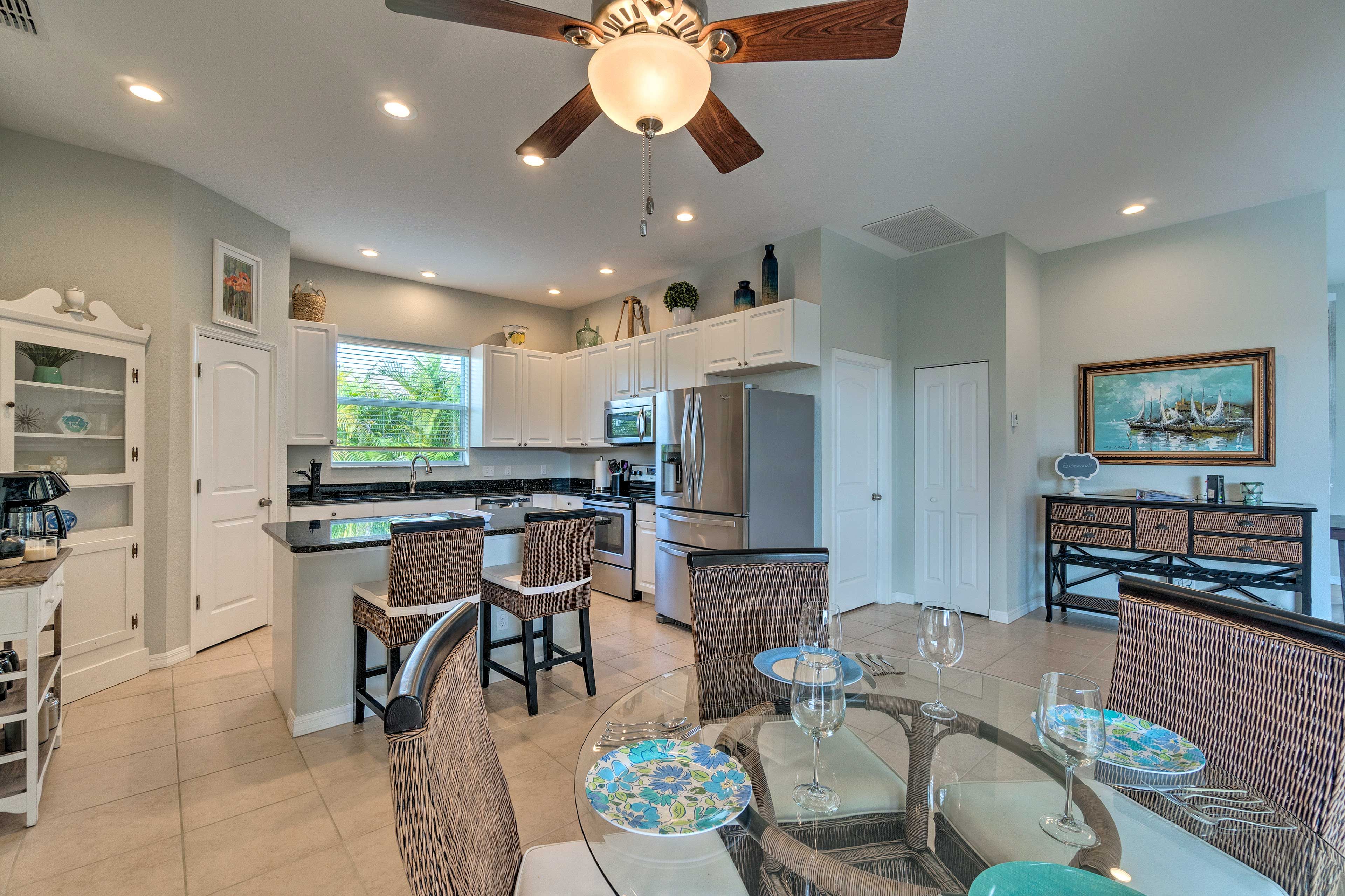 Dining Table | Dishware & Flatware Provided