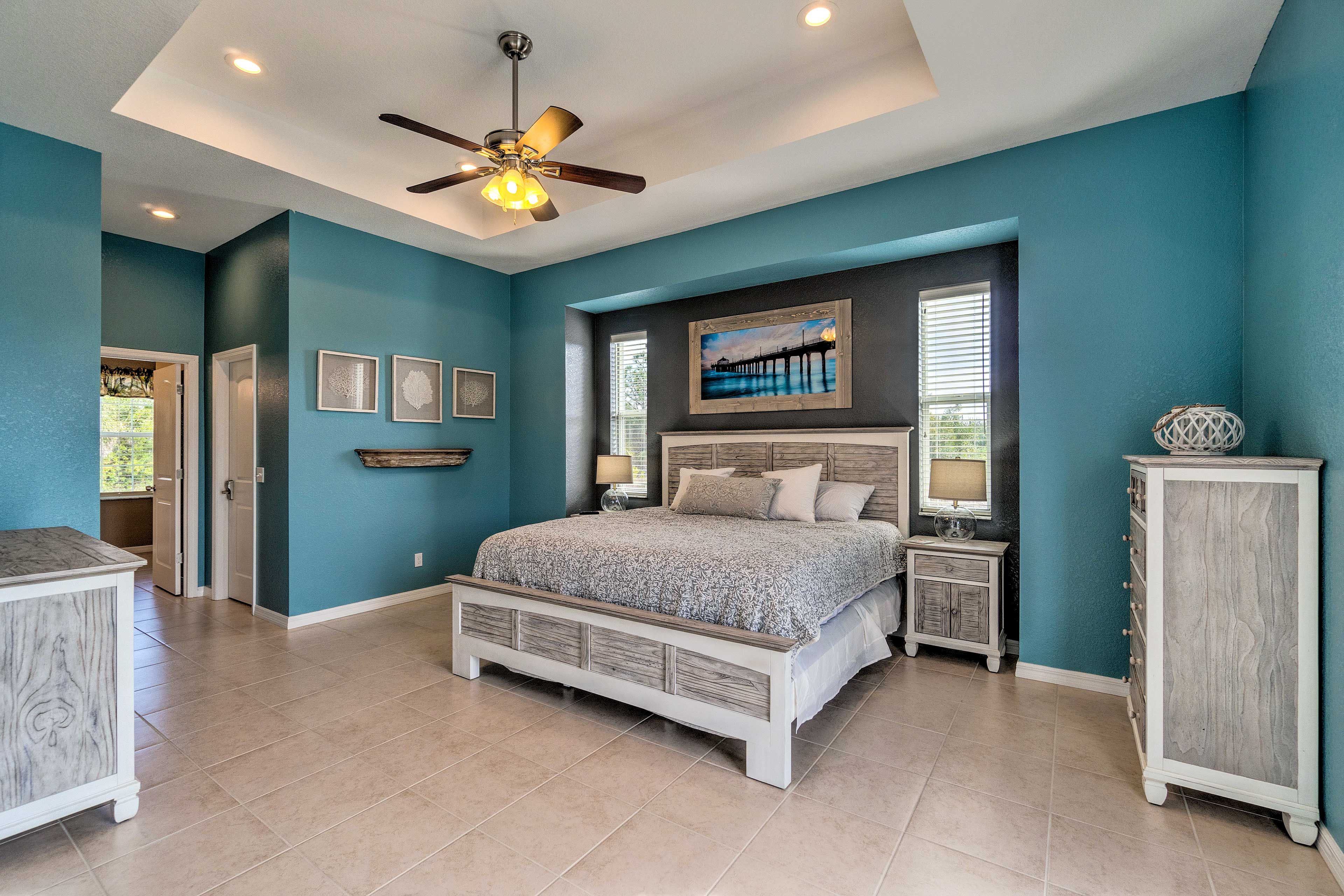 Bedroom 1 | King Bed | Linens Provided
