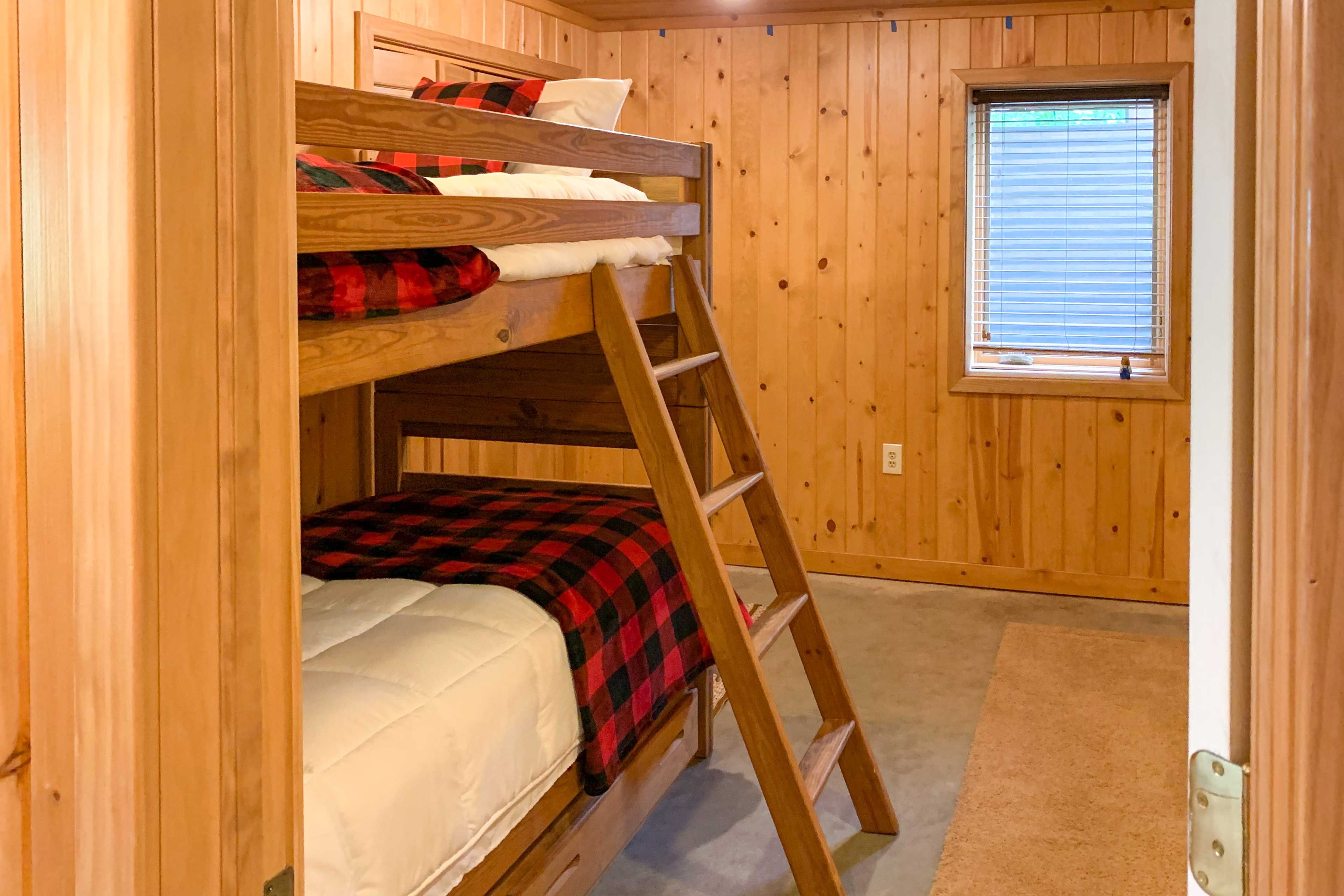 Bedroom 3 | Twin Bunk Bed