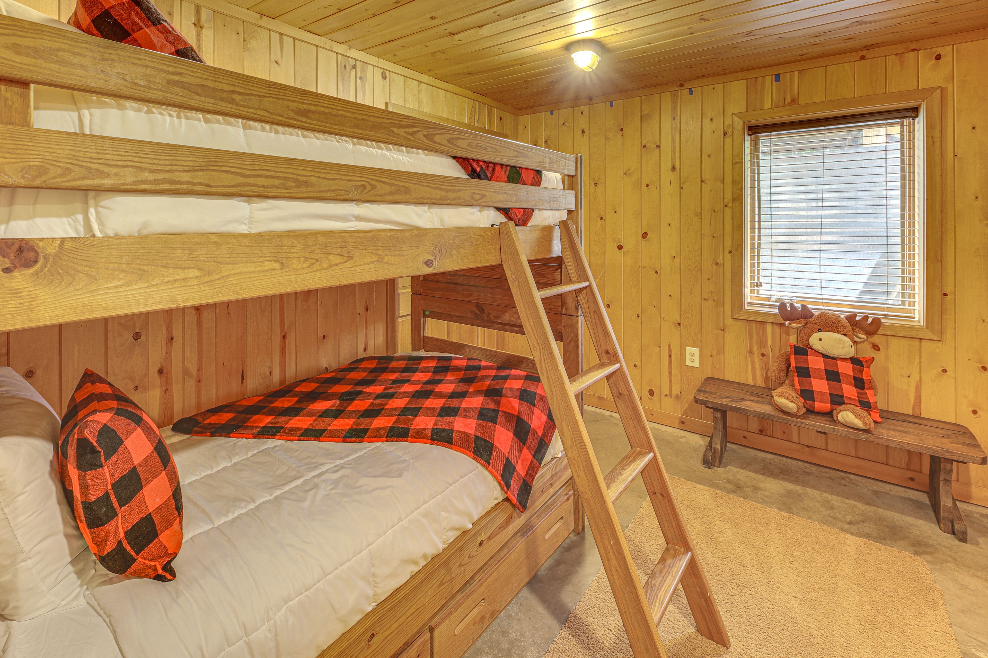 Bedroom 3 | Twin Bunk Bed