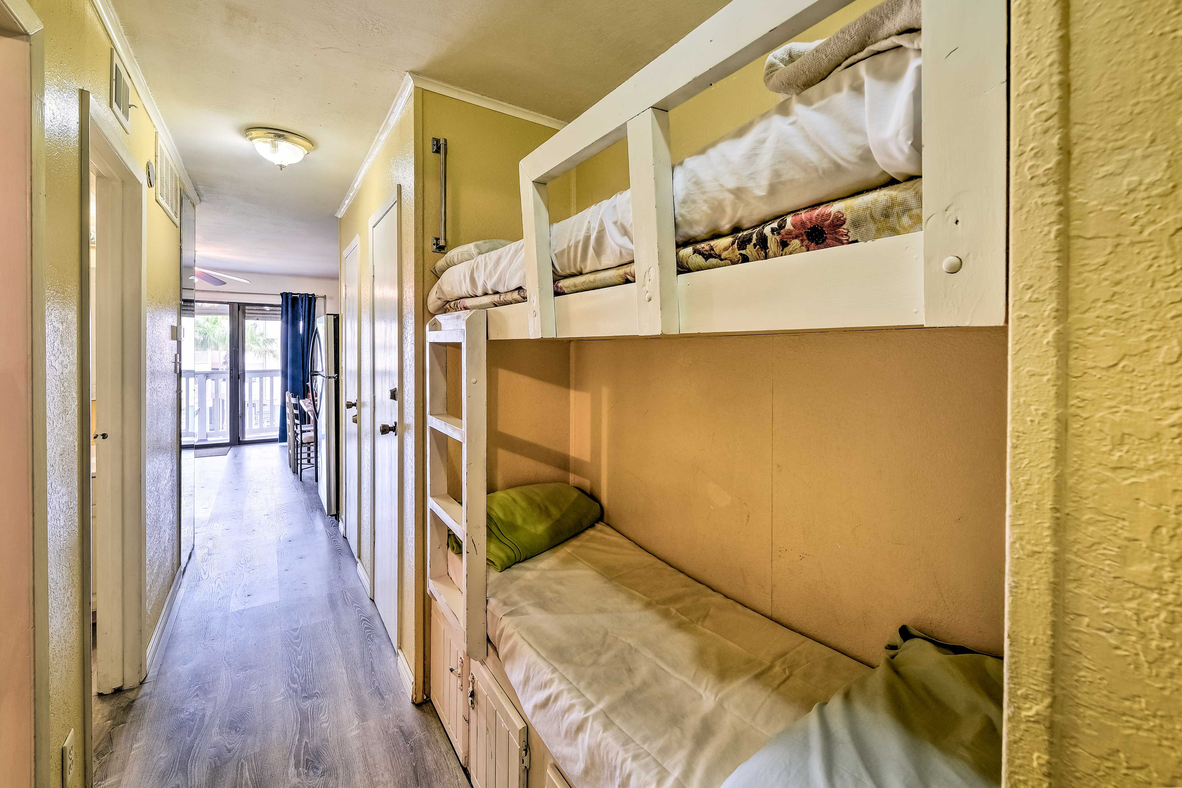 Bunk Nook | Micro Twin Bunk Bed