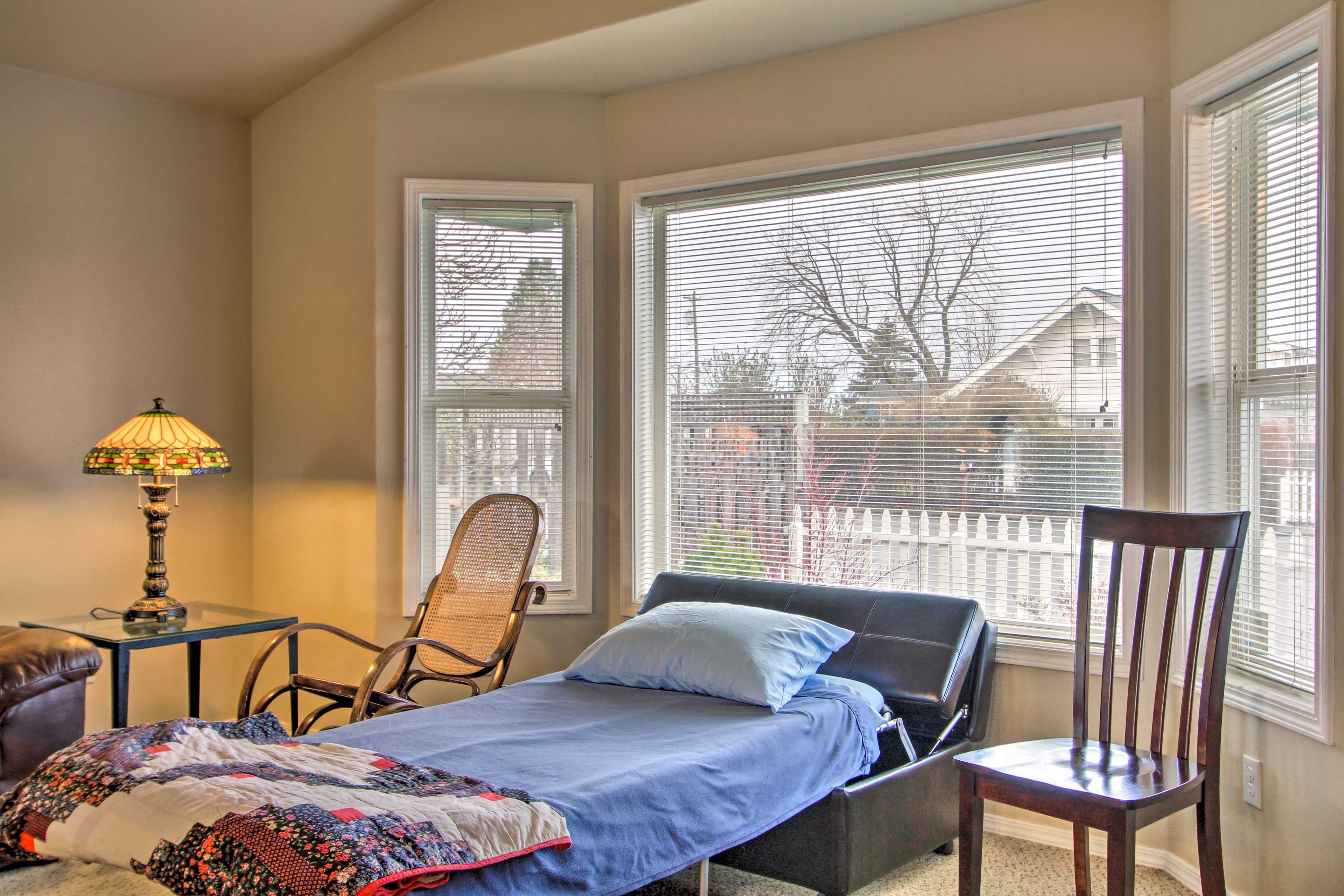 Main Living Space | Twin Sleeper Sofa