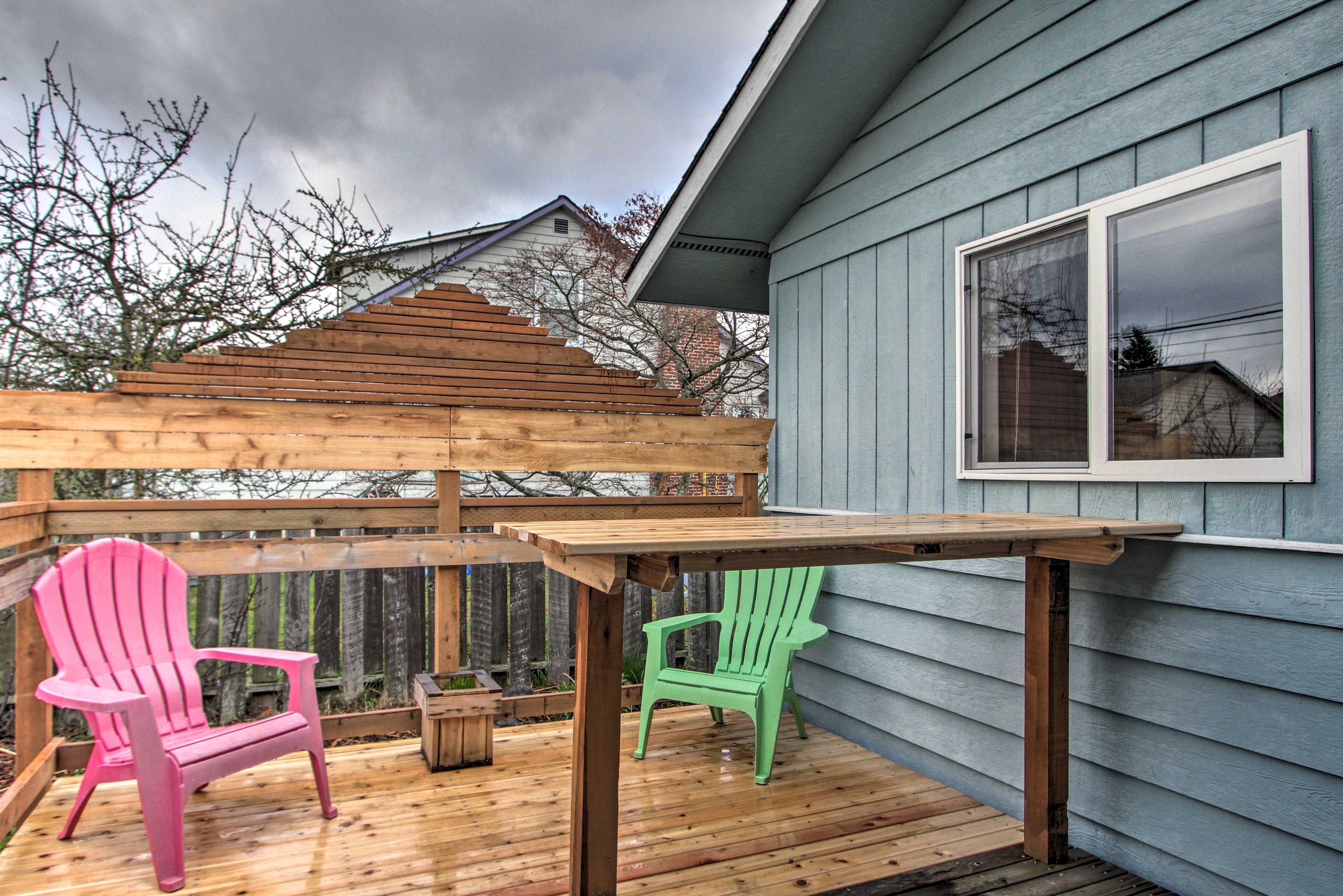 Entertainment Deck