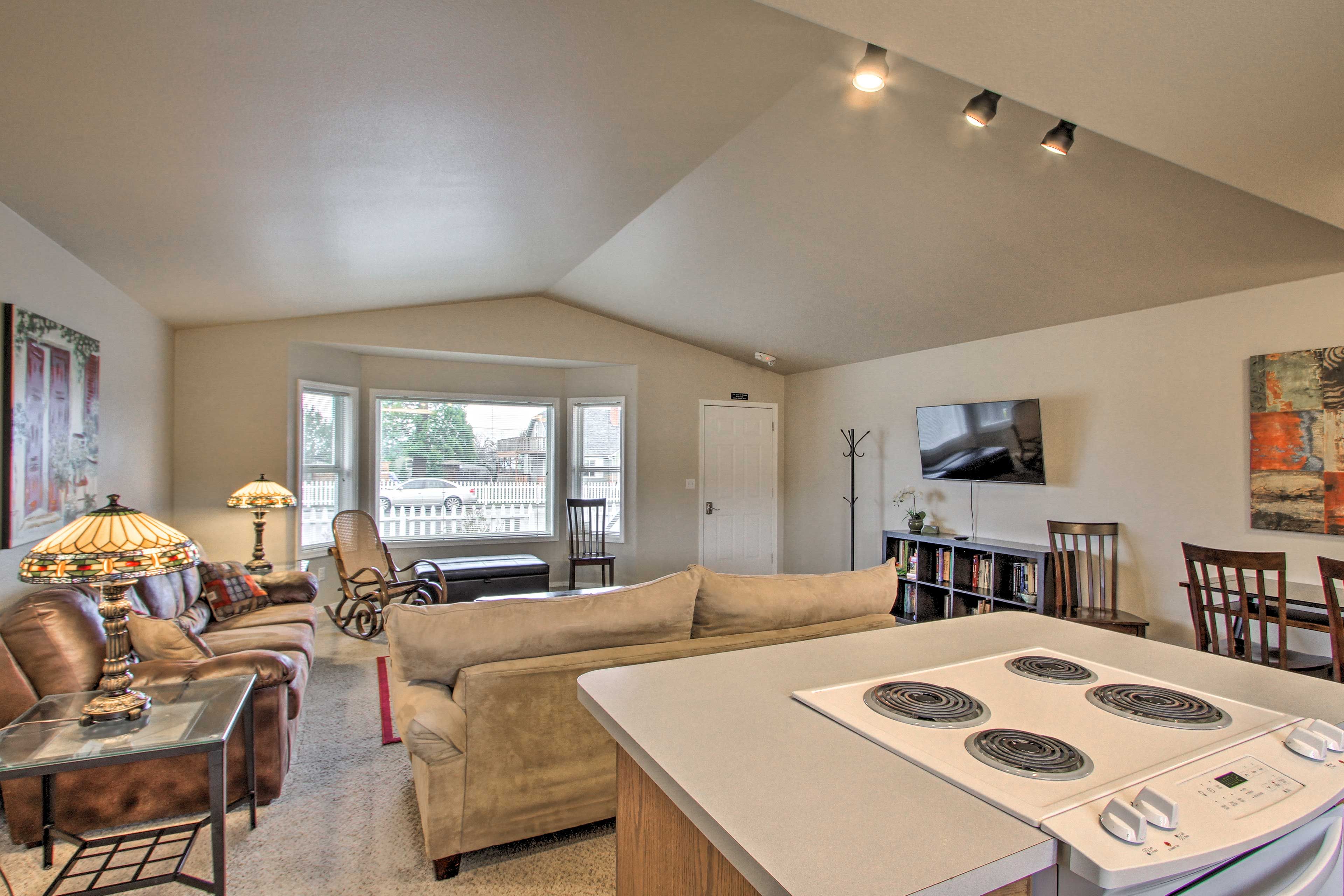 Main Living Space | Open-Concept Interior