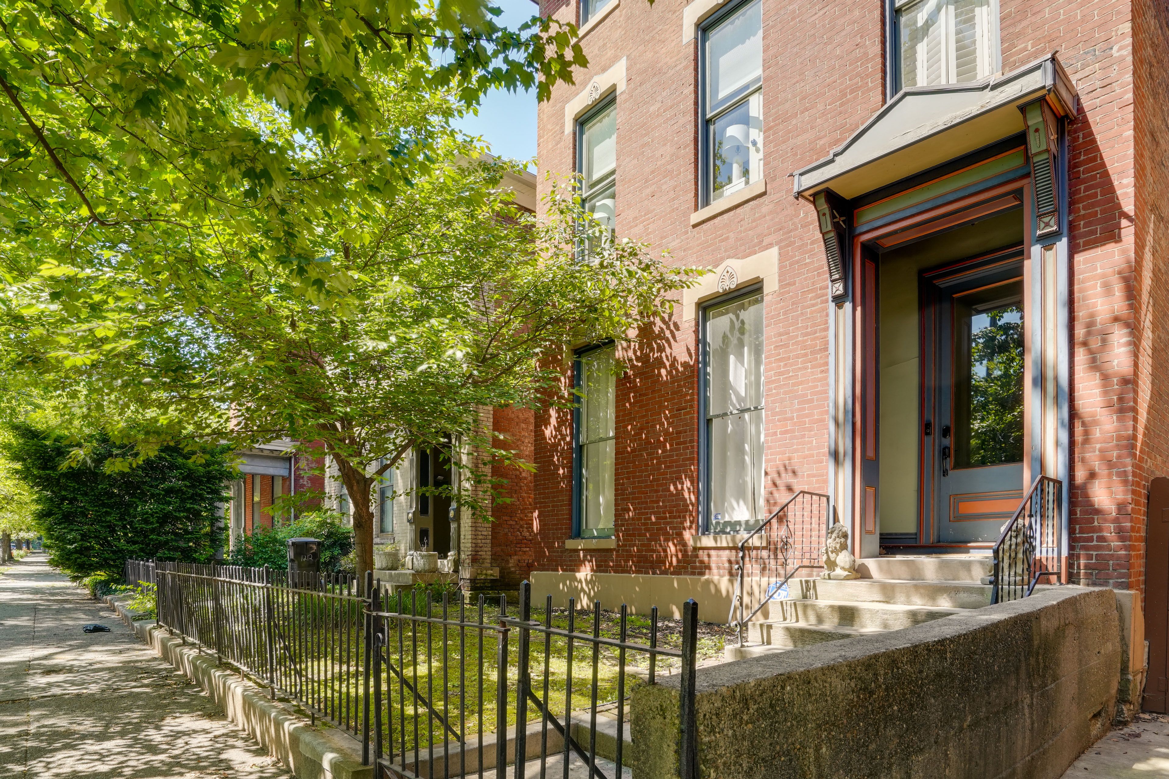 Exterior | Street Parking