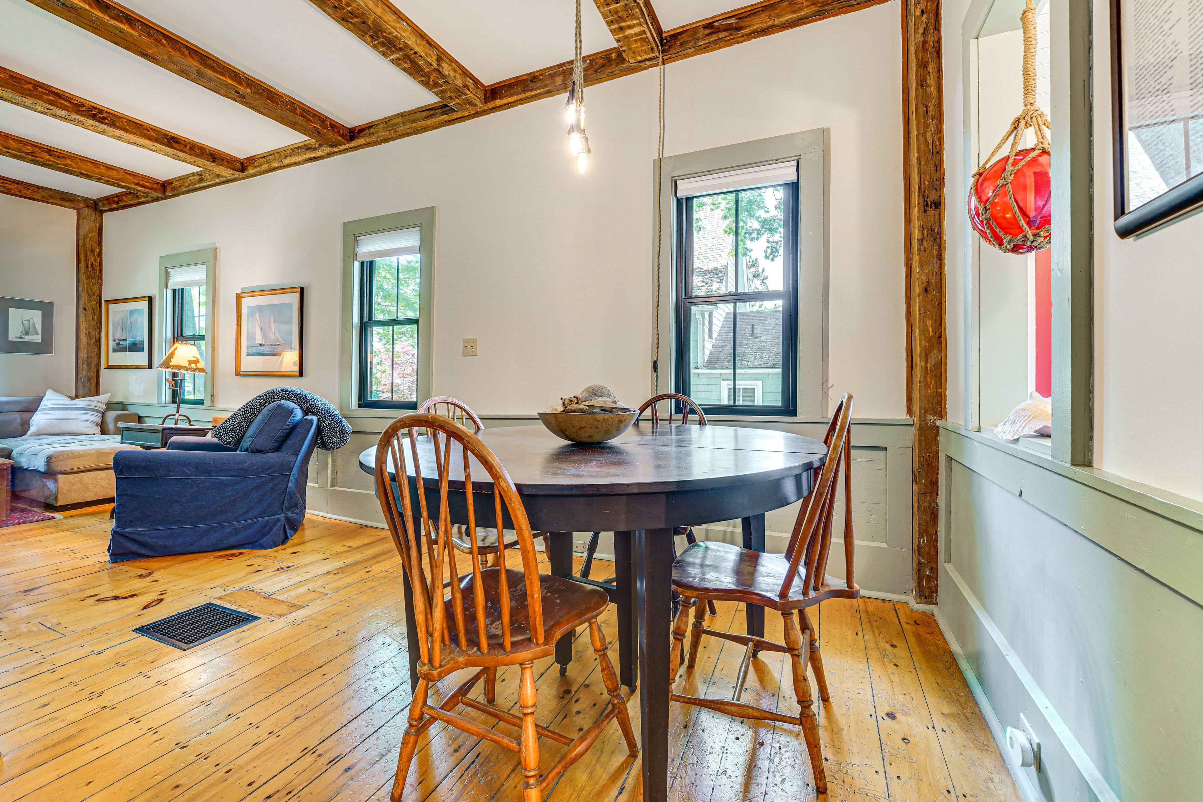 Dining Space | Dishware/Flatware