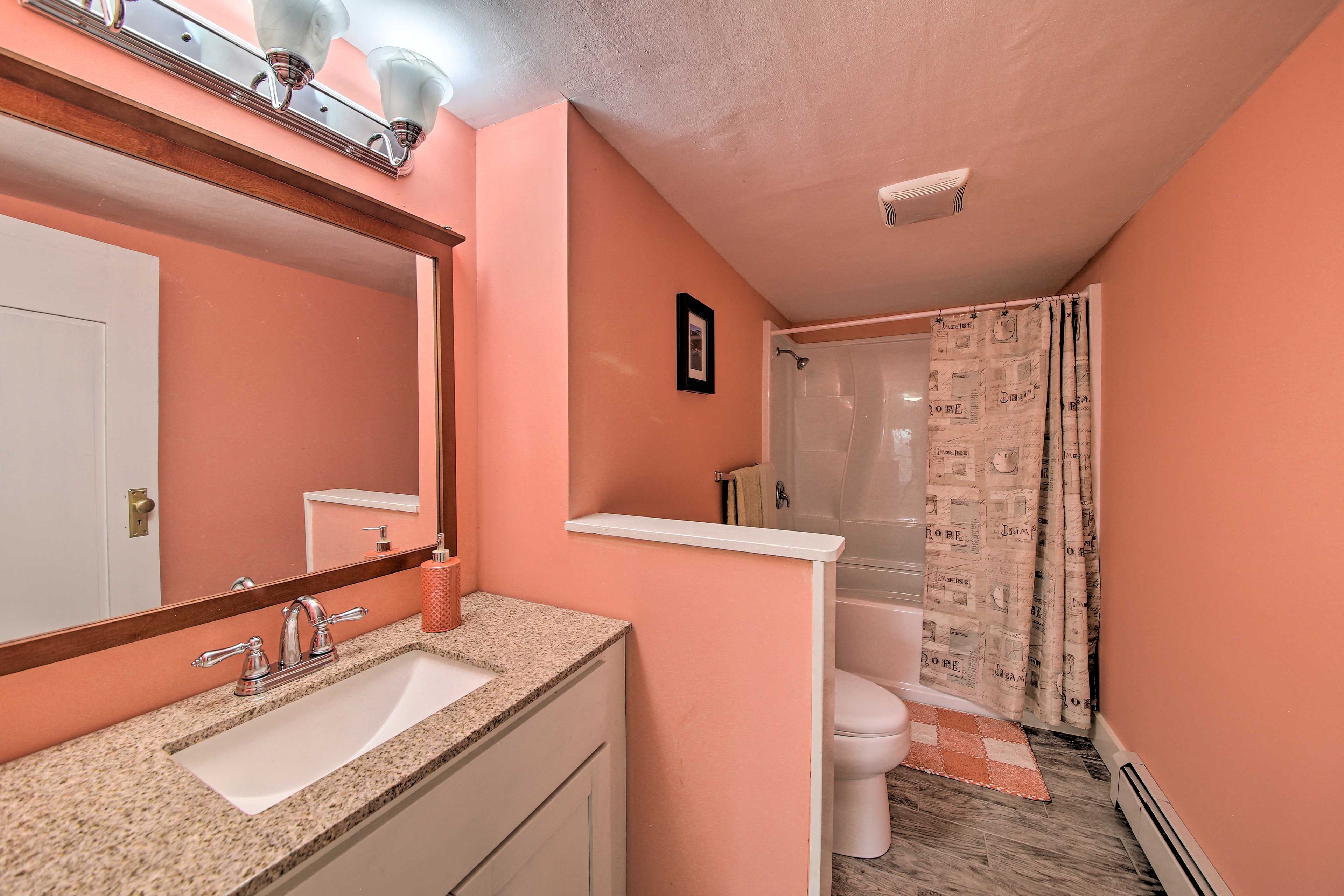 Full Bathroom