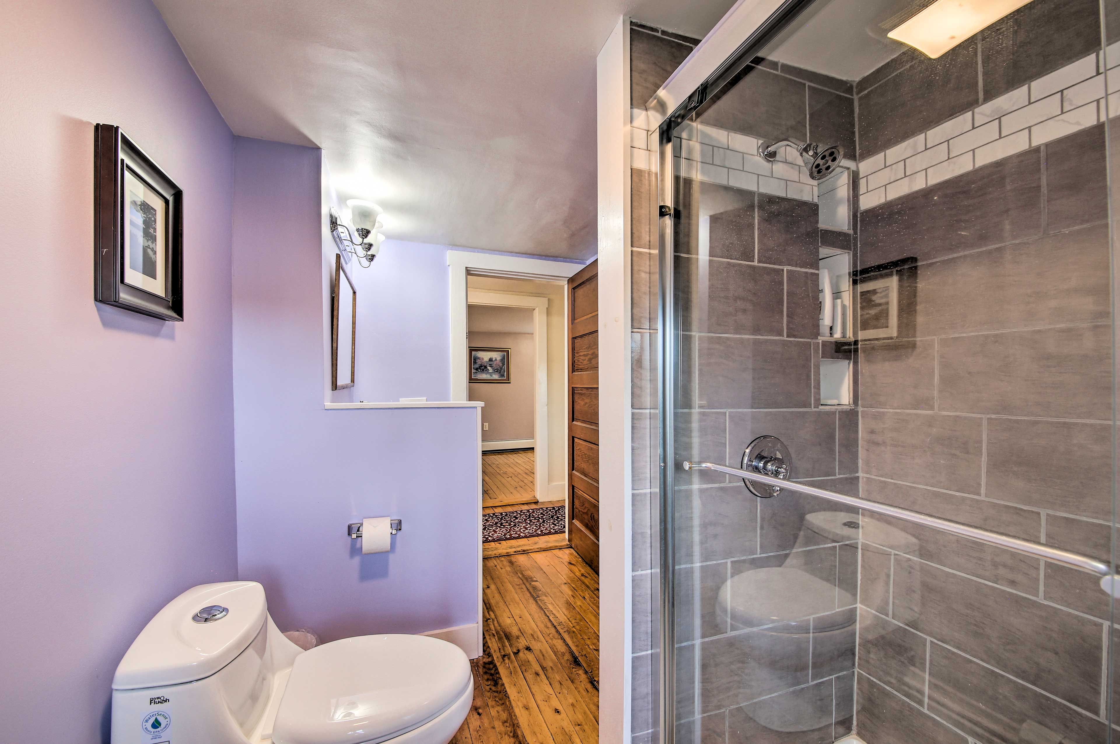Full Bathroom