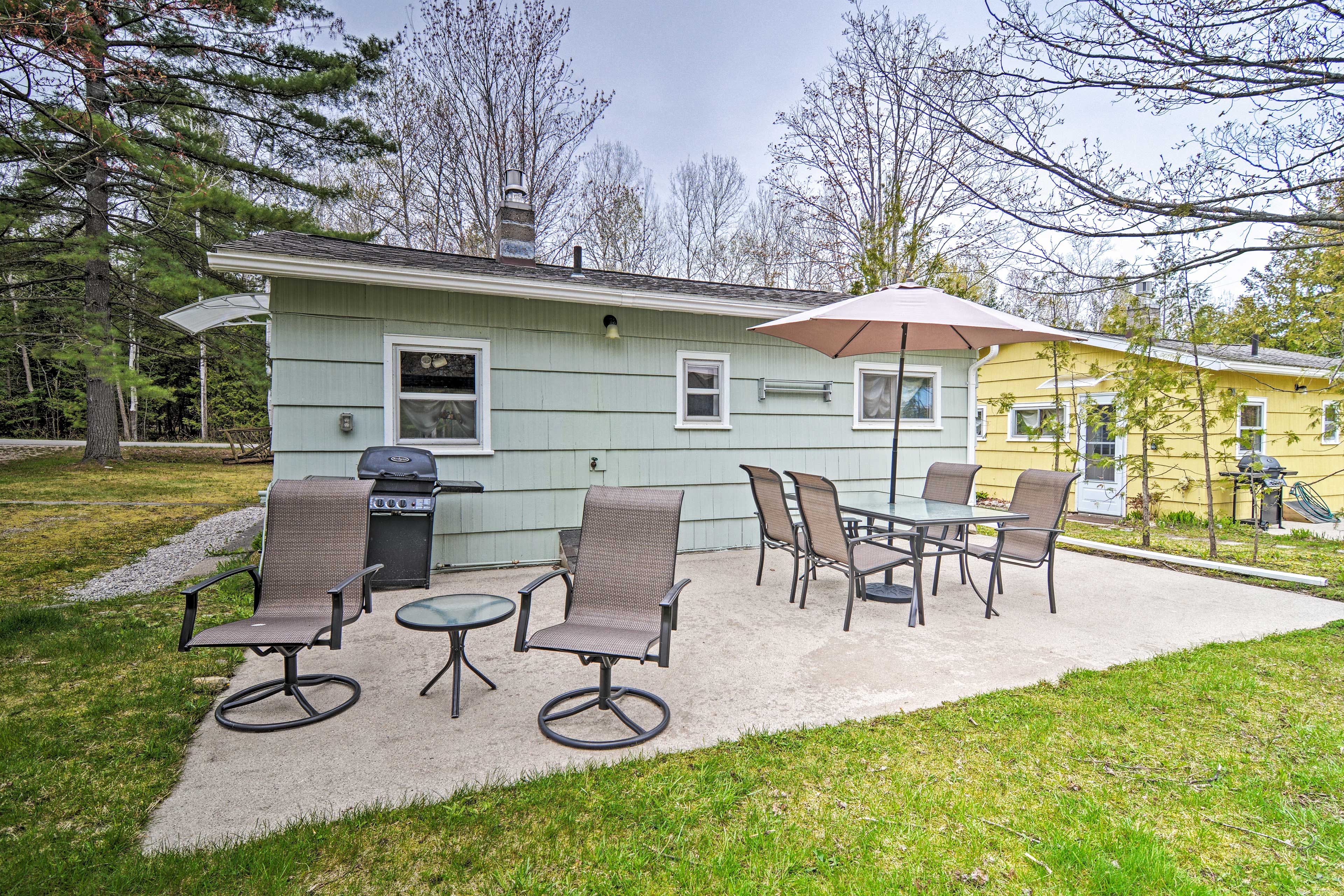 Charlevoix Vacation Rental | 2BR | 1BA | 420 Sq Ft | Step-Free Access