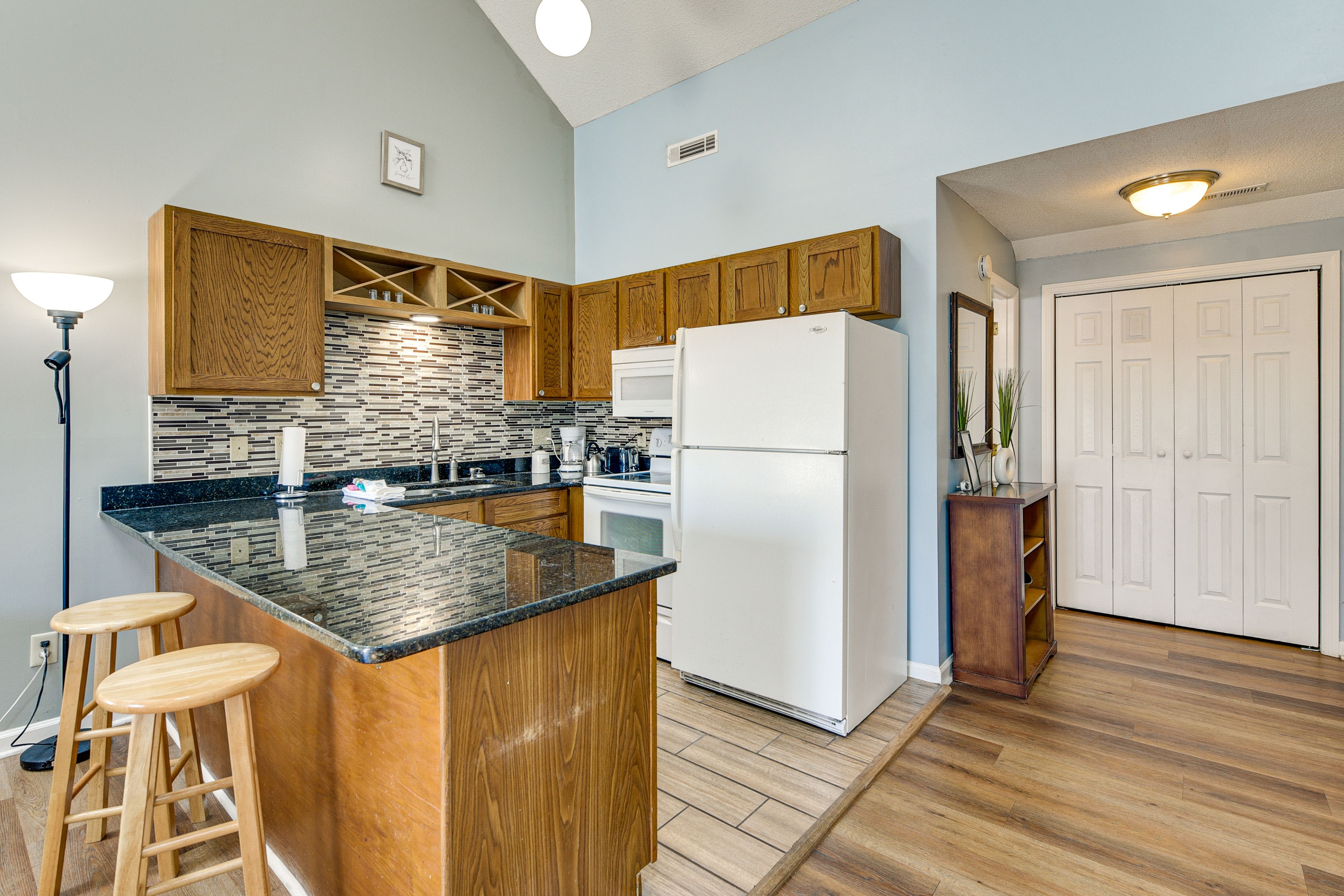 Studio | Kitchen