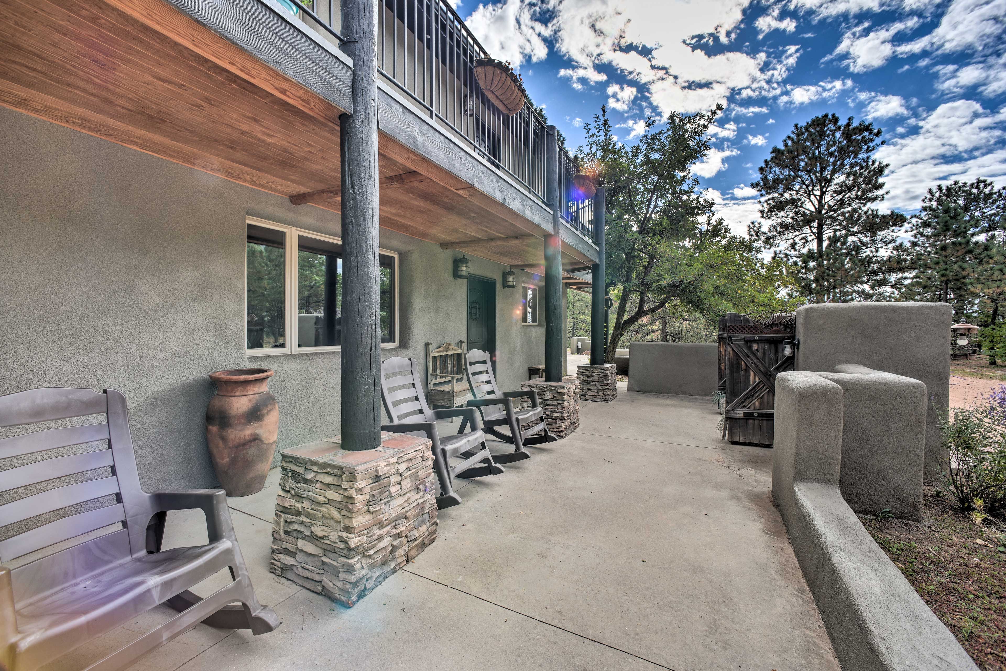 Cascade-Chipita Park Vacation Rental | 2BR | 1BA | 1,500 Sq Ft