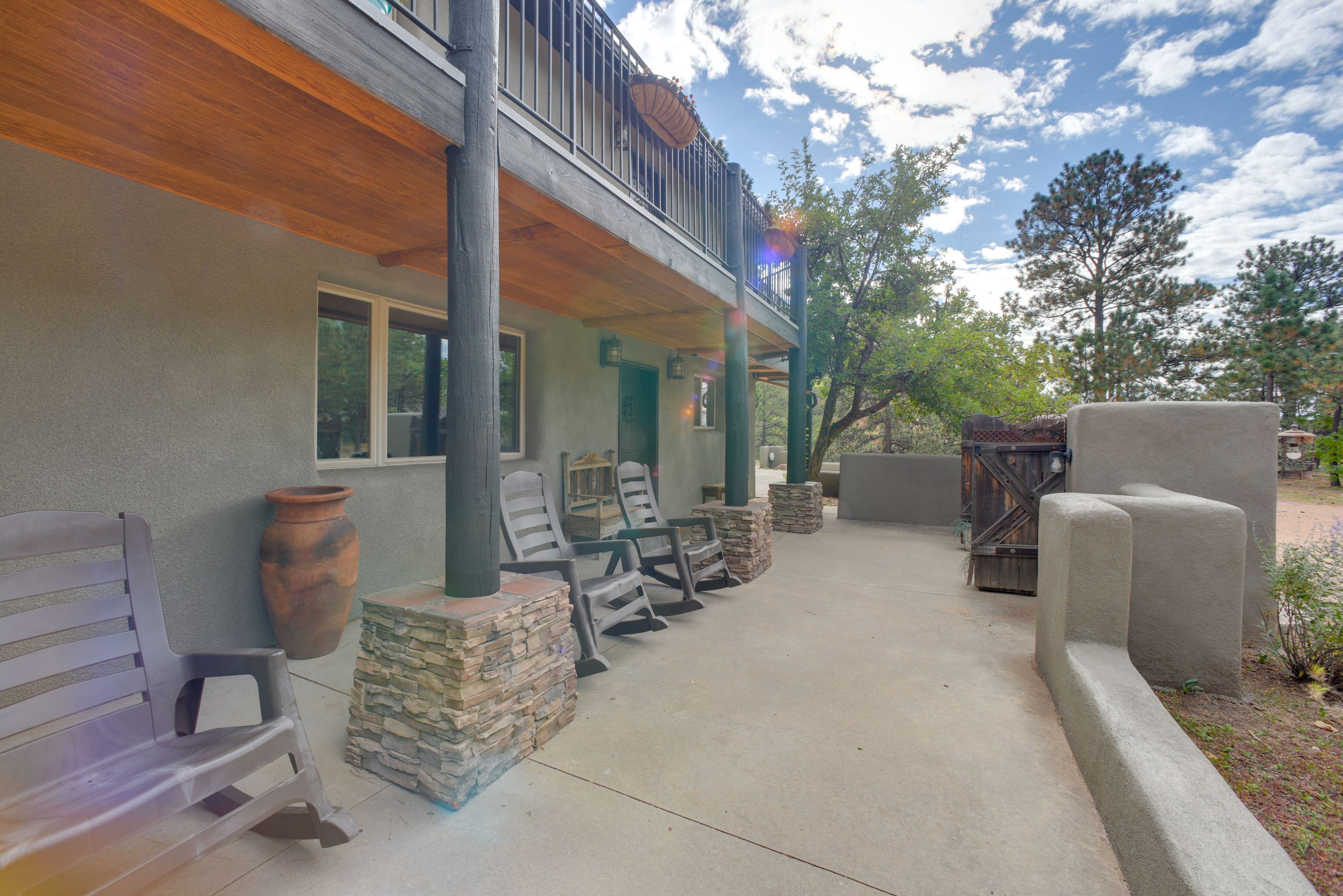 Cascade-Chipita Park Vacation Rental | 2BR | 1BA | 1,500 Sq Ft