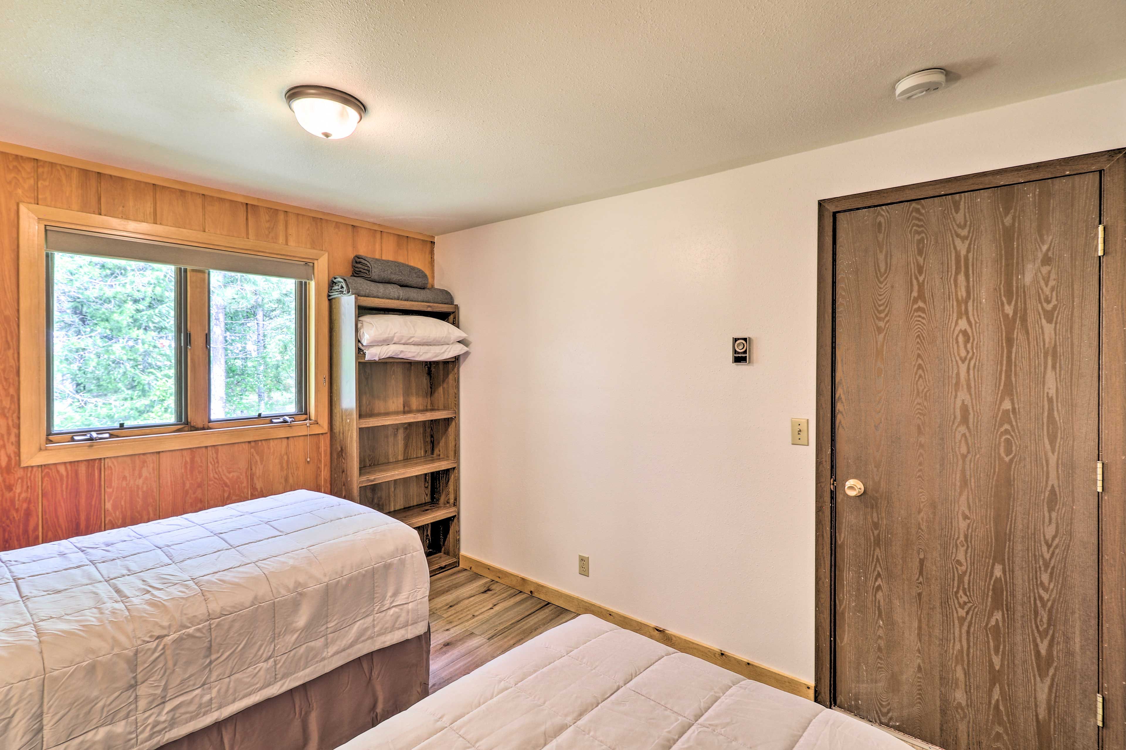 Bedroom 3 | 2 Twin Beds