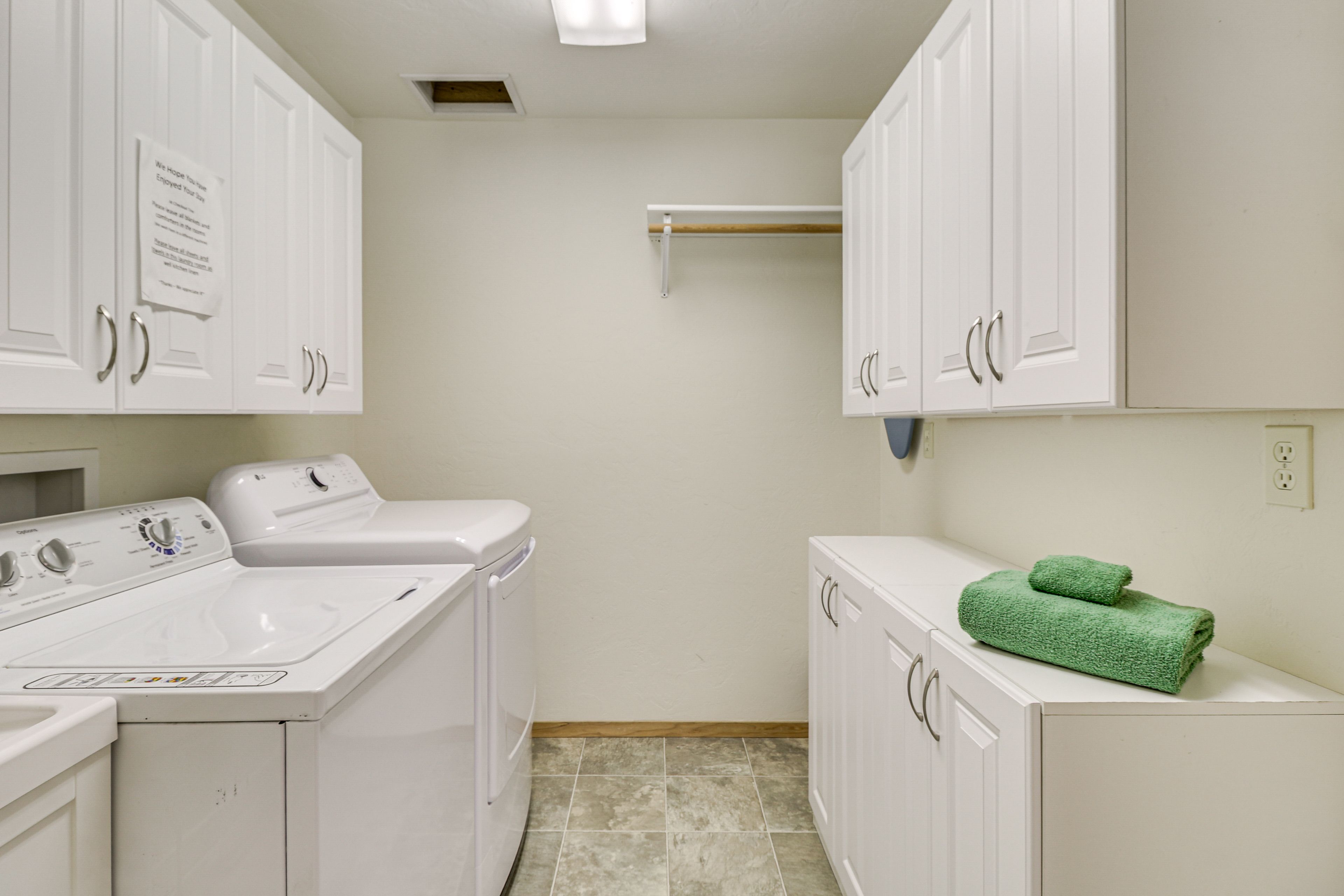 Washer & Dryer | Laundry Detergent