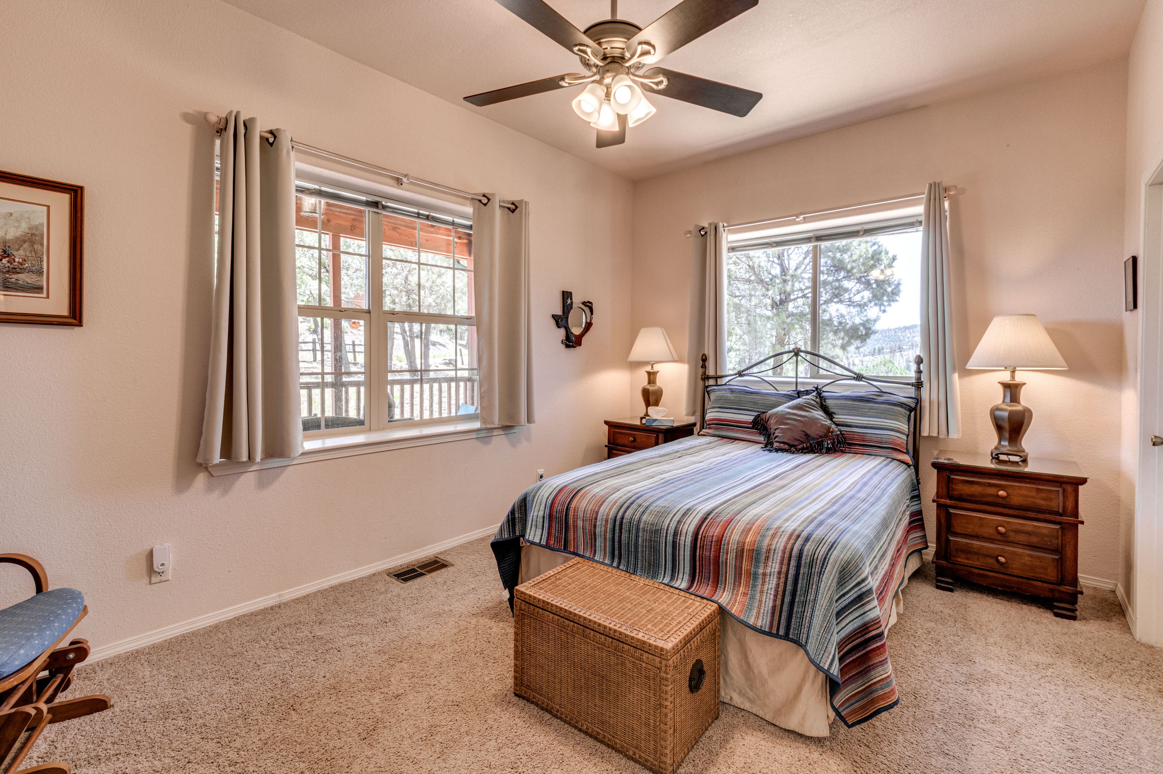 Bedroom 4 | Queen Bed
