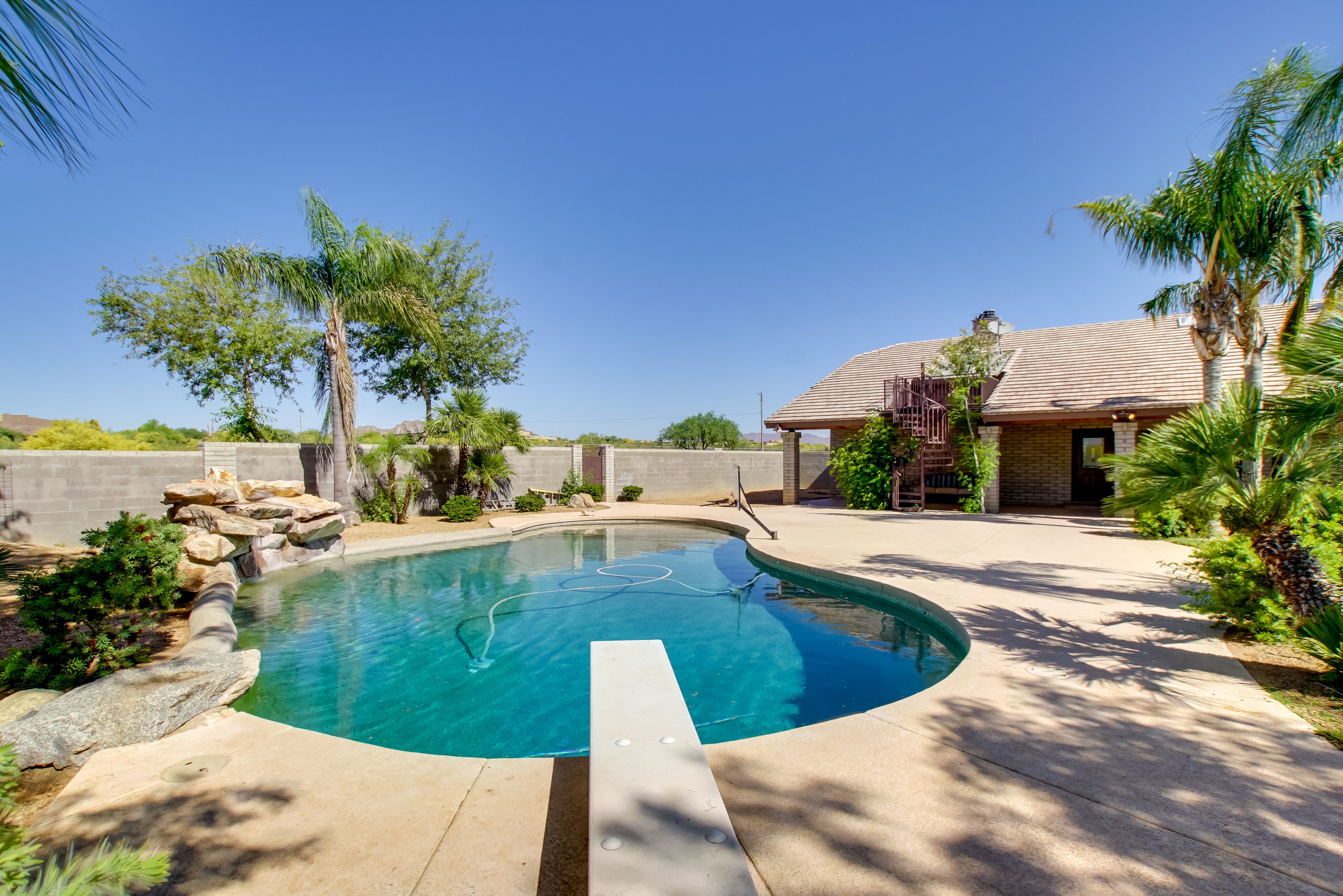 Backyard | Private Pool