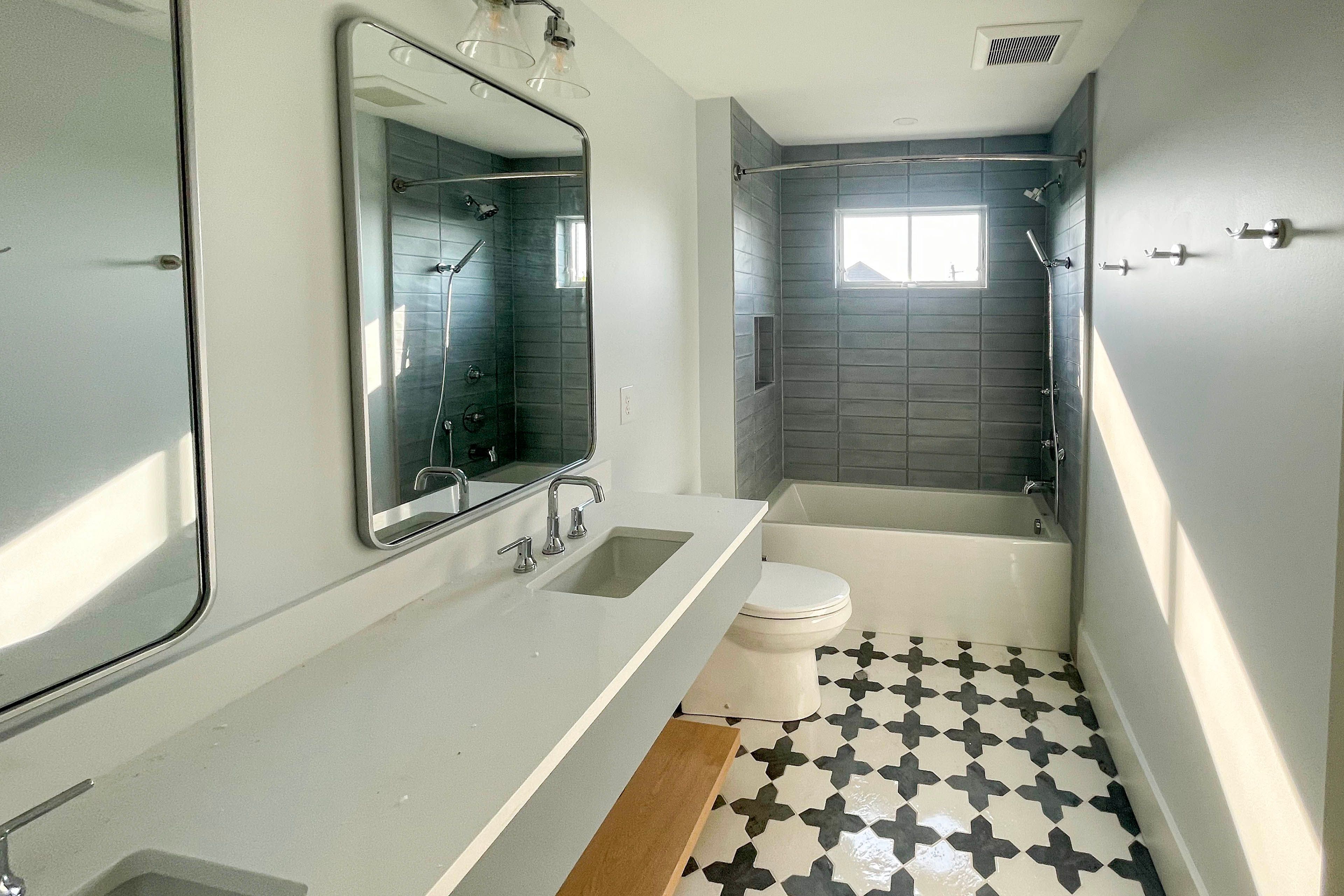 New Build | Full Bathroom