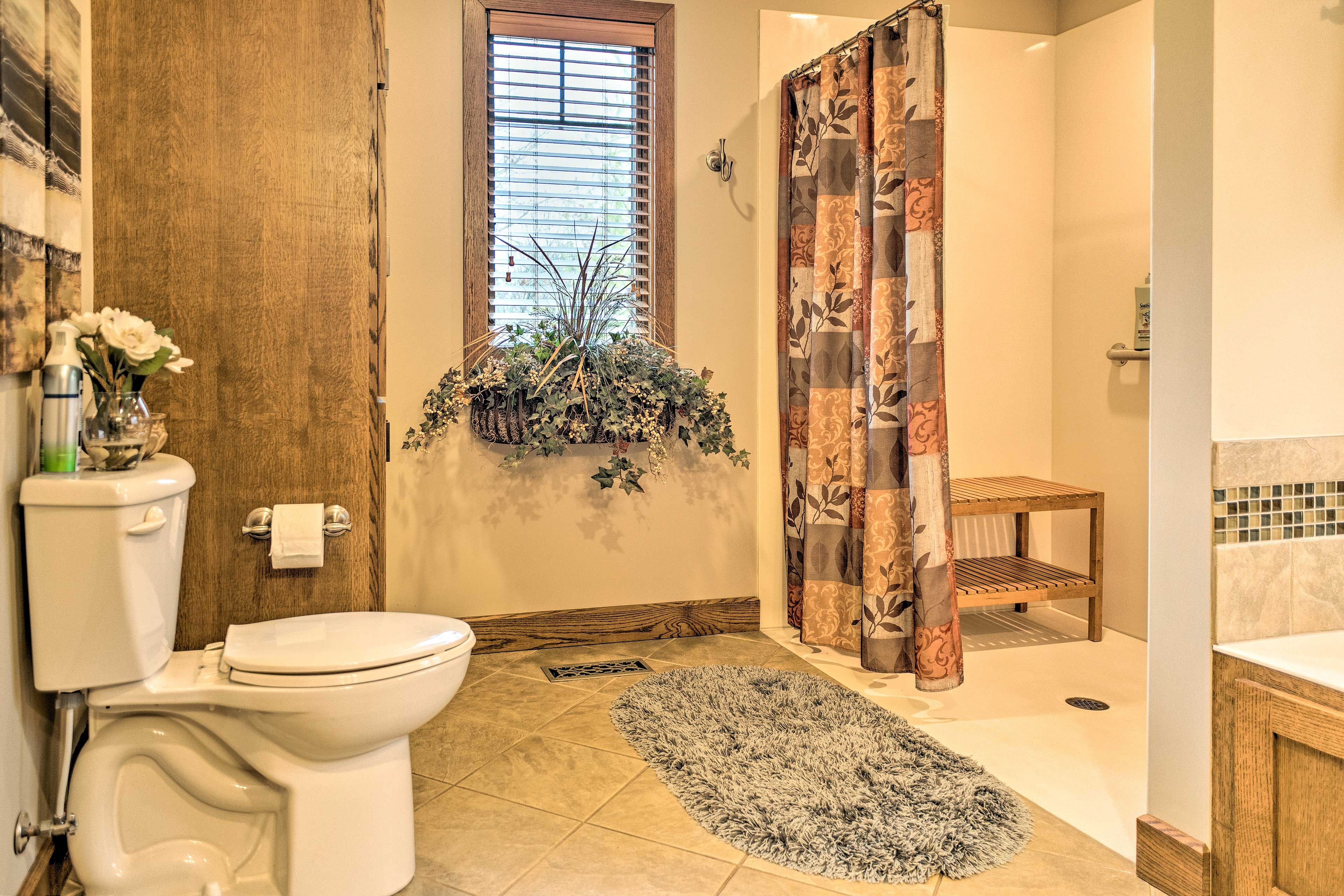 En-Suite Bathroom