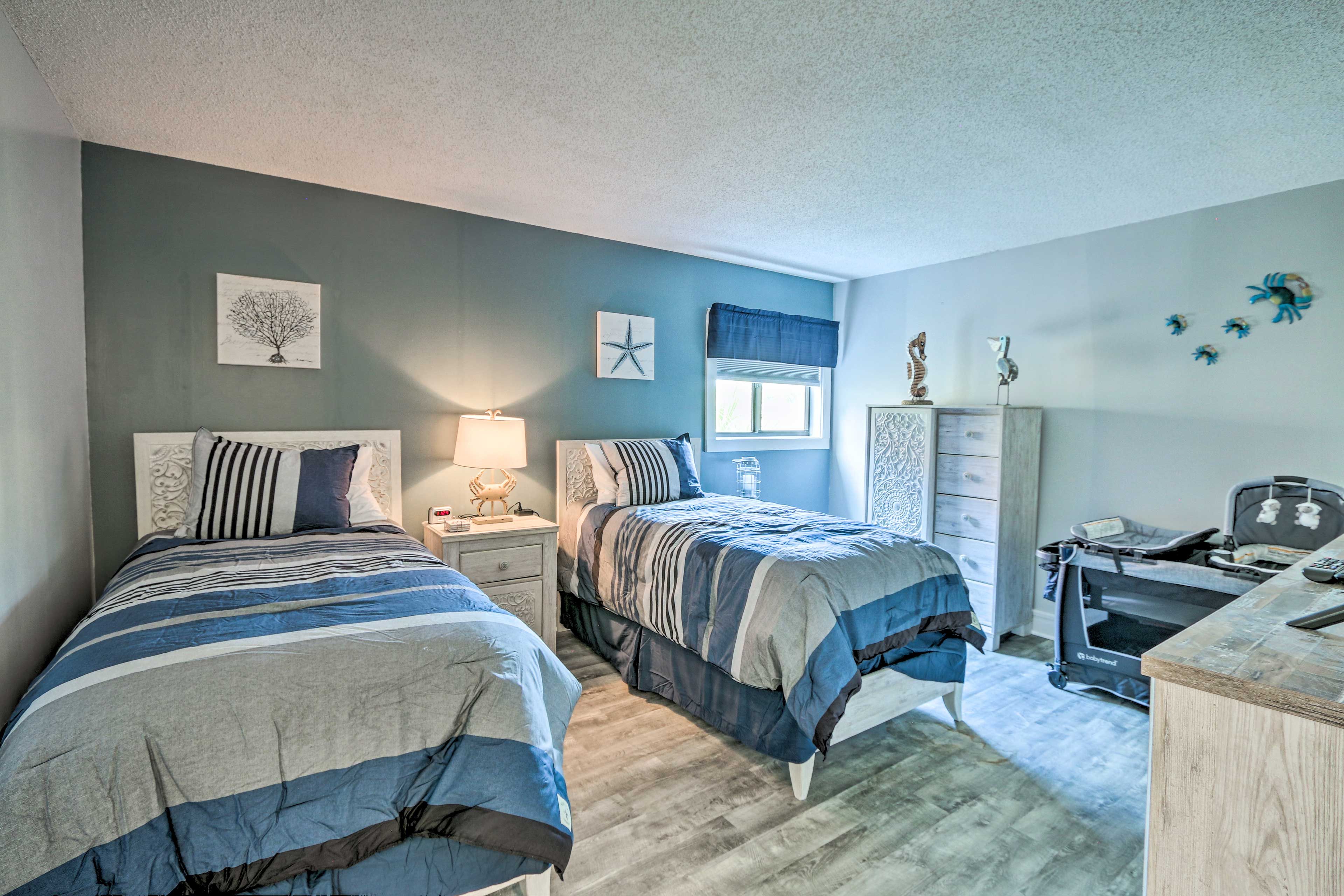 Bedroom 2 | 2 Twin Beds