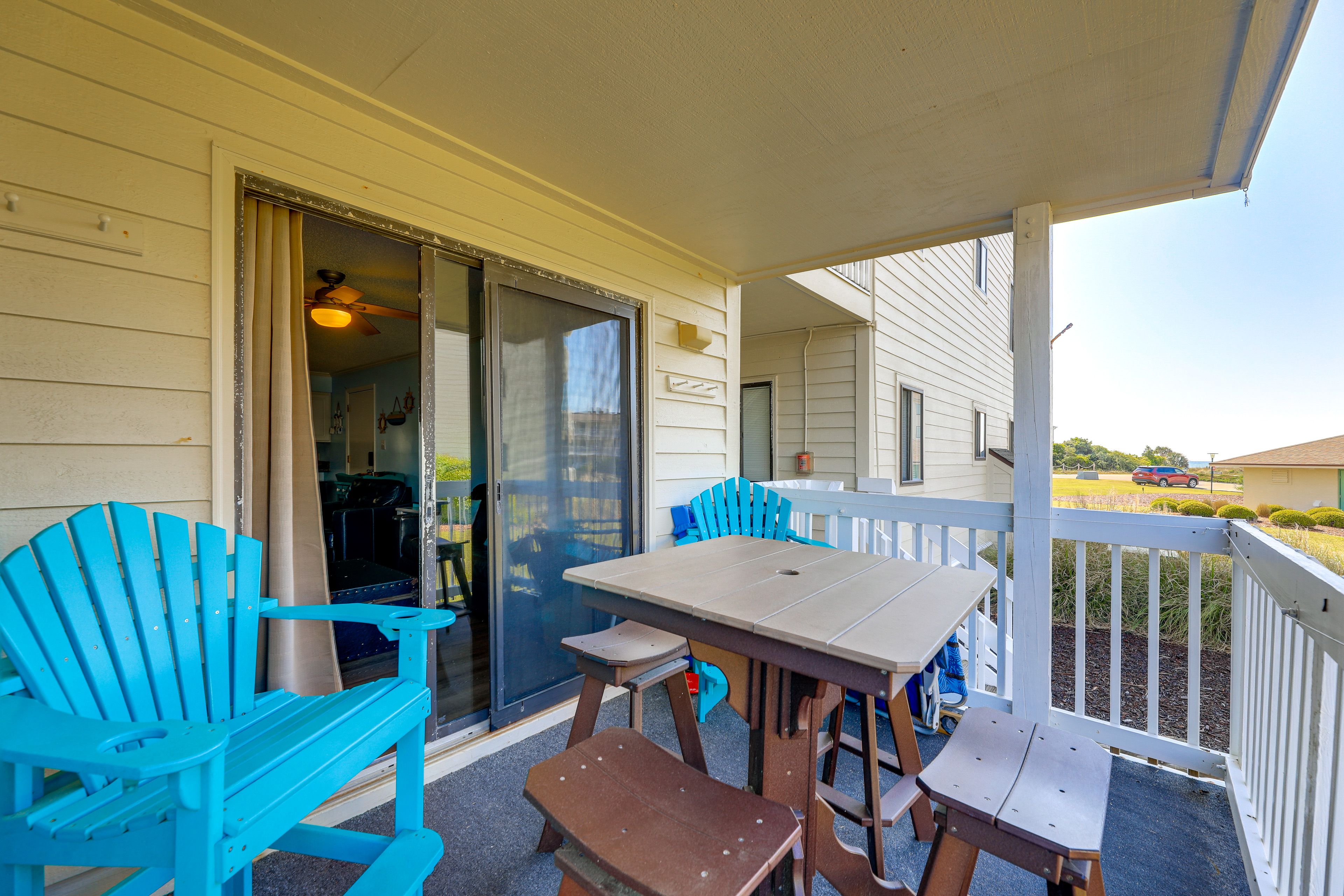 Emerald Isle Vacation Rental | 2BR | 2BA | 840 Sq Ft