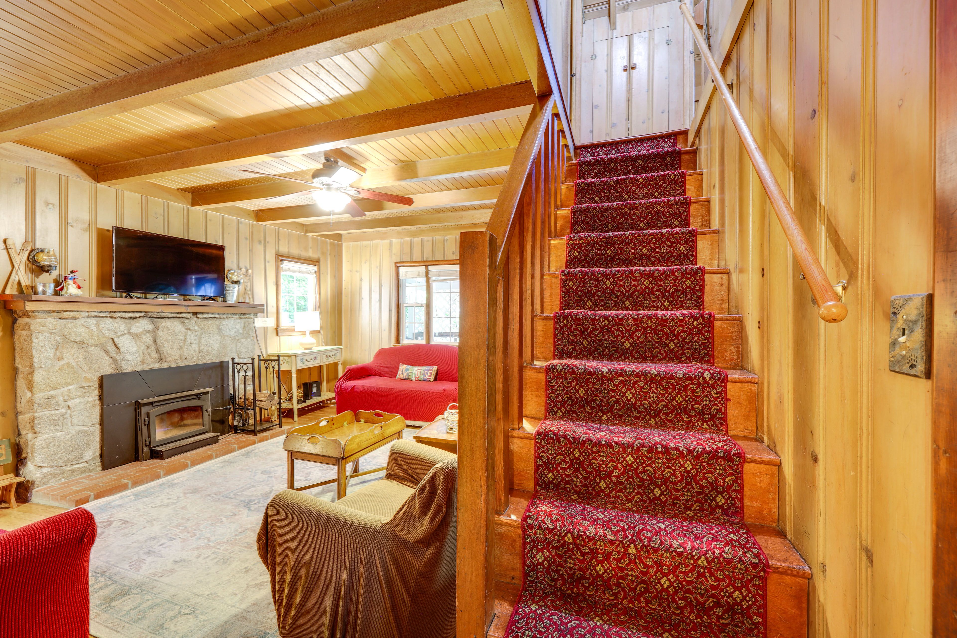 Stairs to 2nd Floor