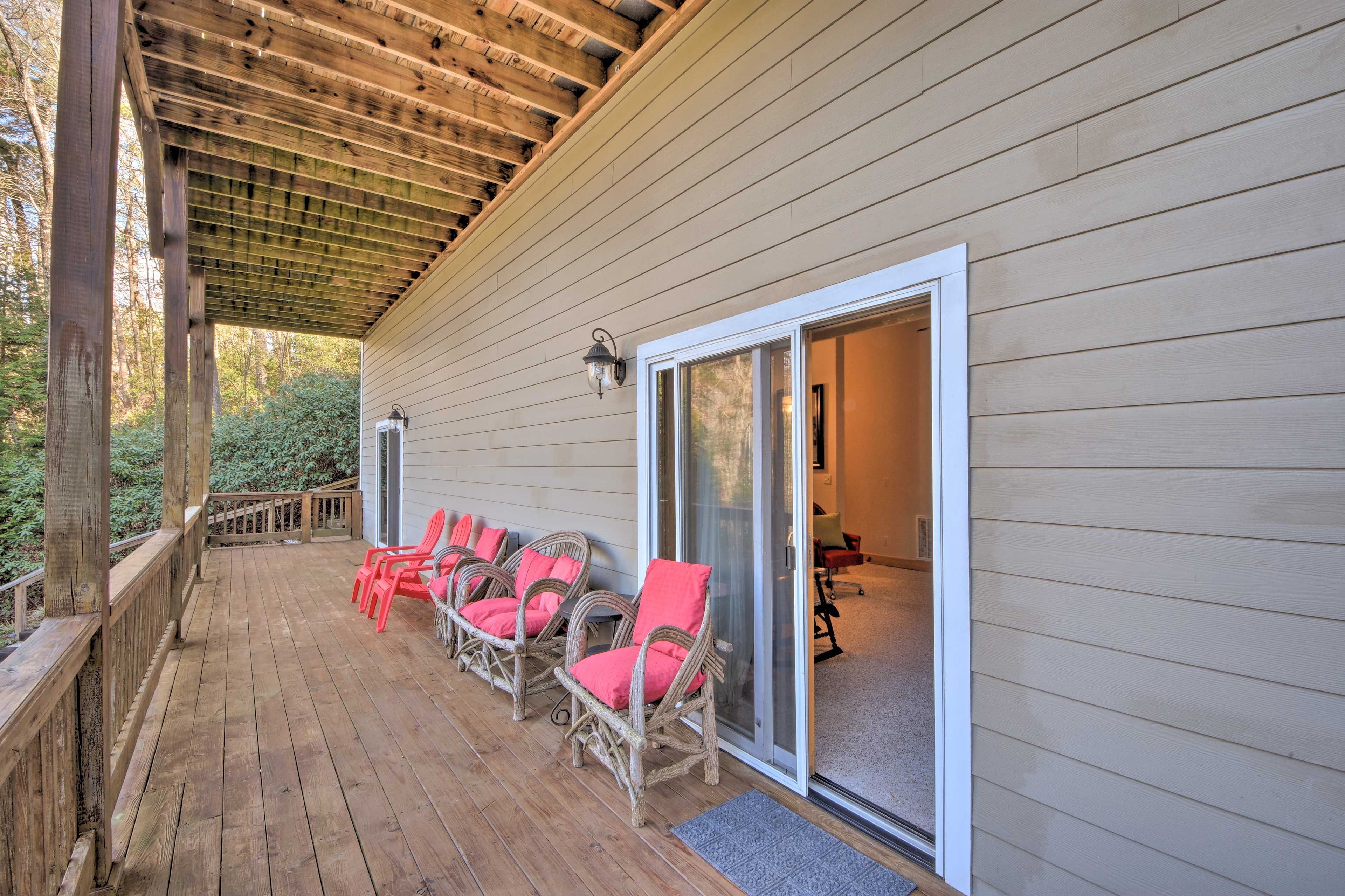 Lower Level Deck