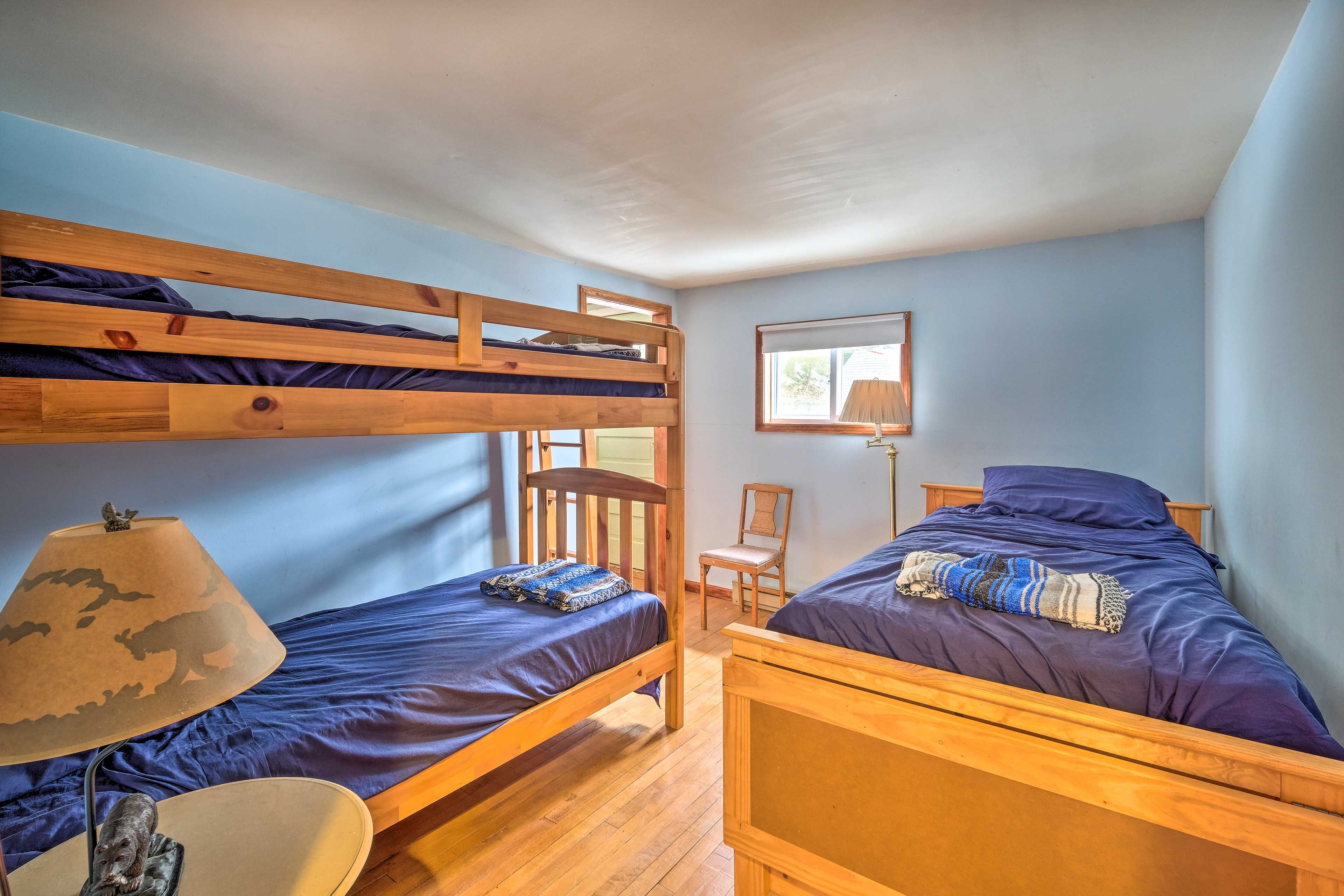 Bedroom 3 | Twin Bunk Bed | Twin Bed