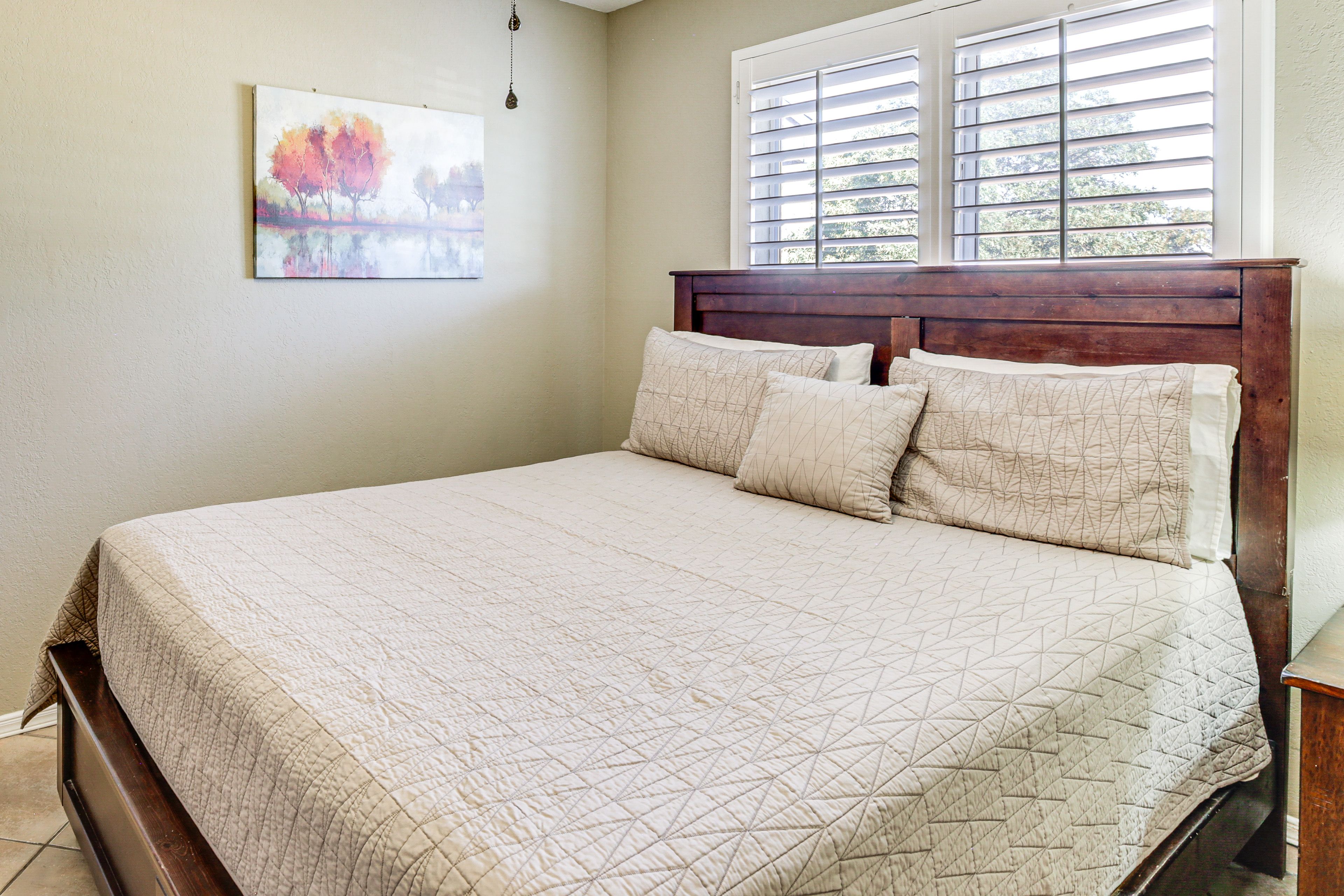 Bedroom 2 | Queen Bed