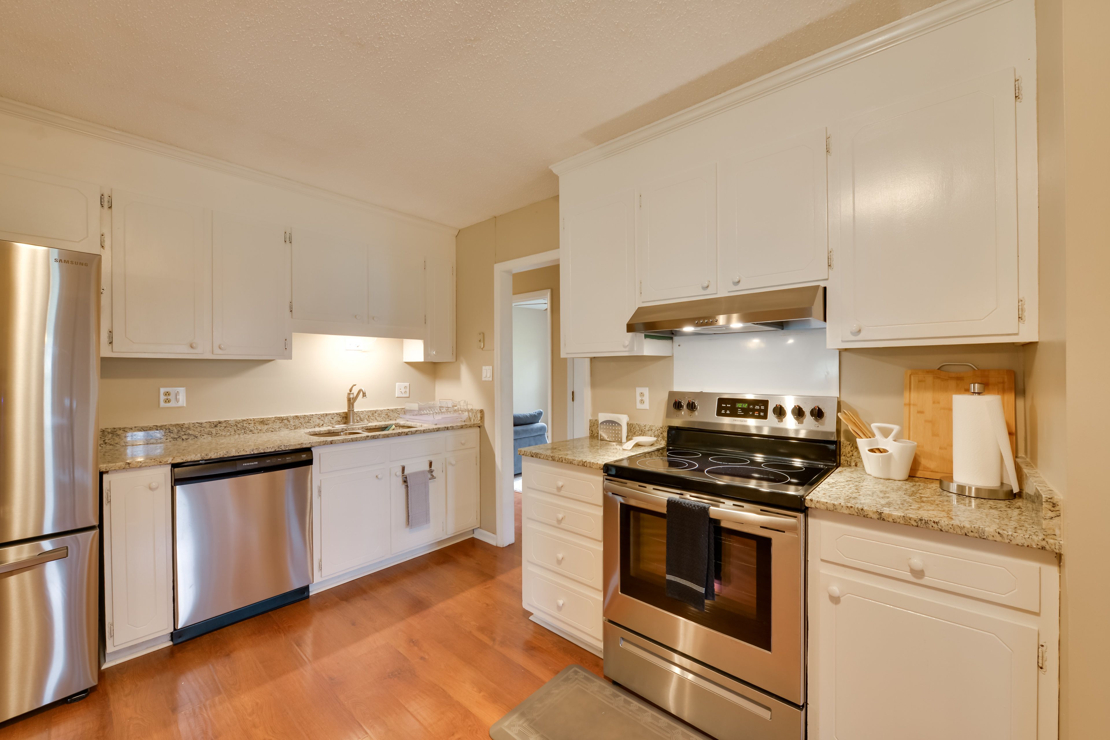 Kitchen | Cooking Basics | Keurig Coffee Maker | Blender | Toaster