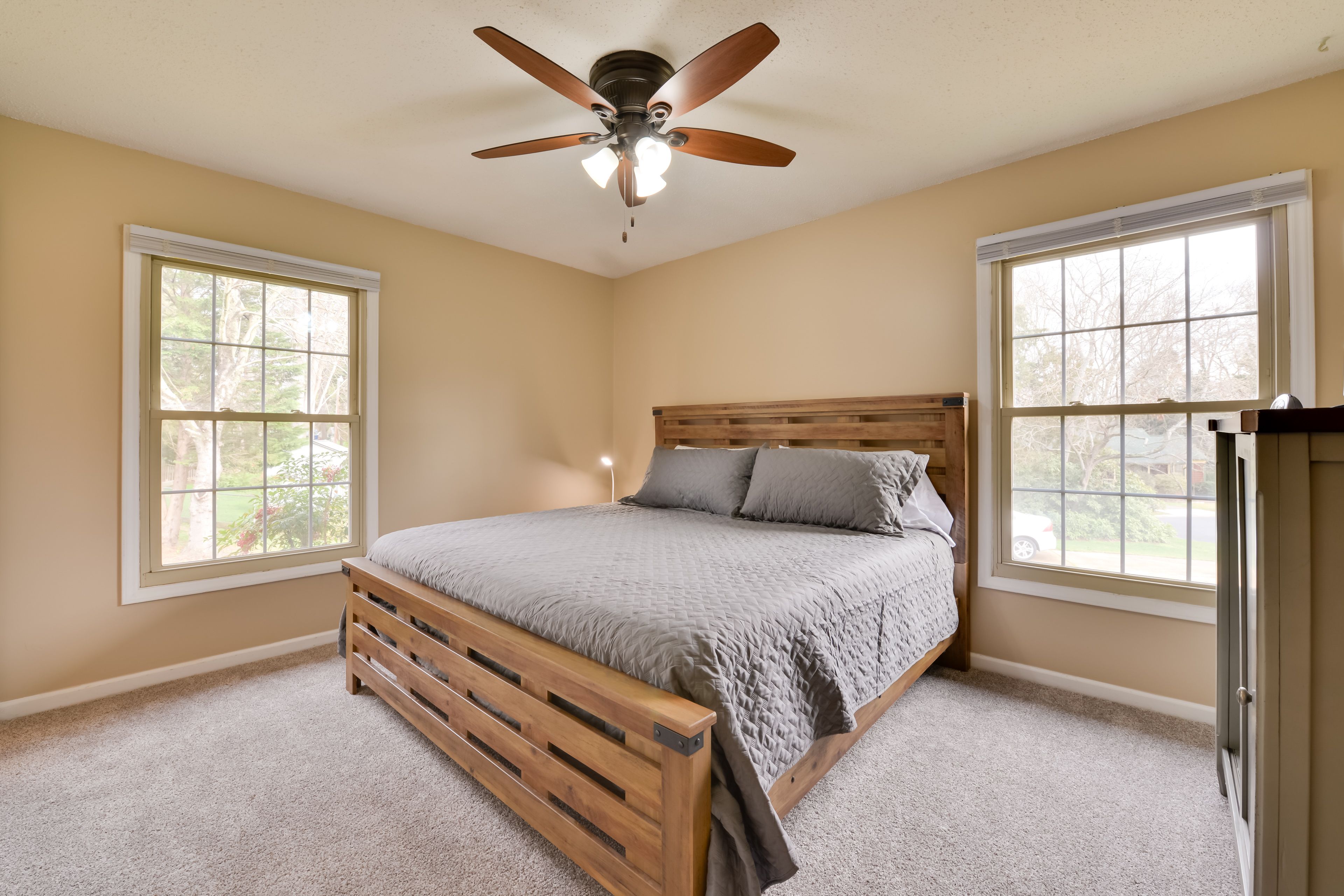 Bedroom 1 | King Bed | Smart TV