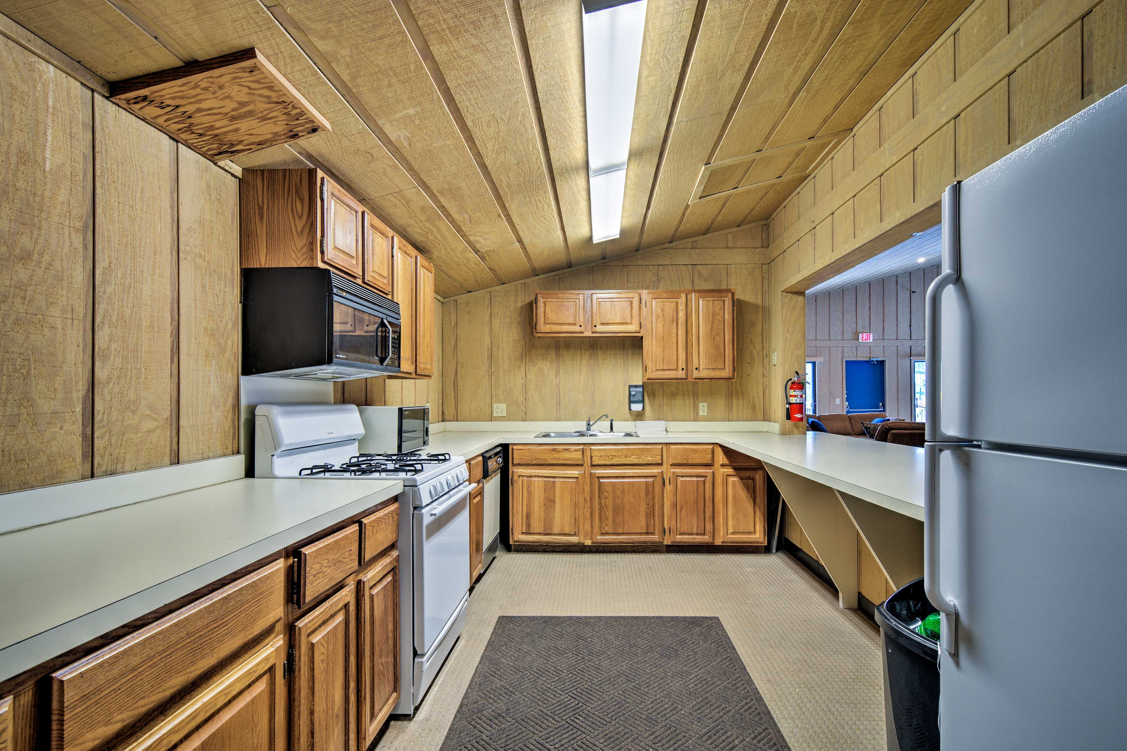 There's also a kitchen area, perfect for family gatherings!