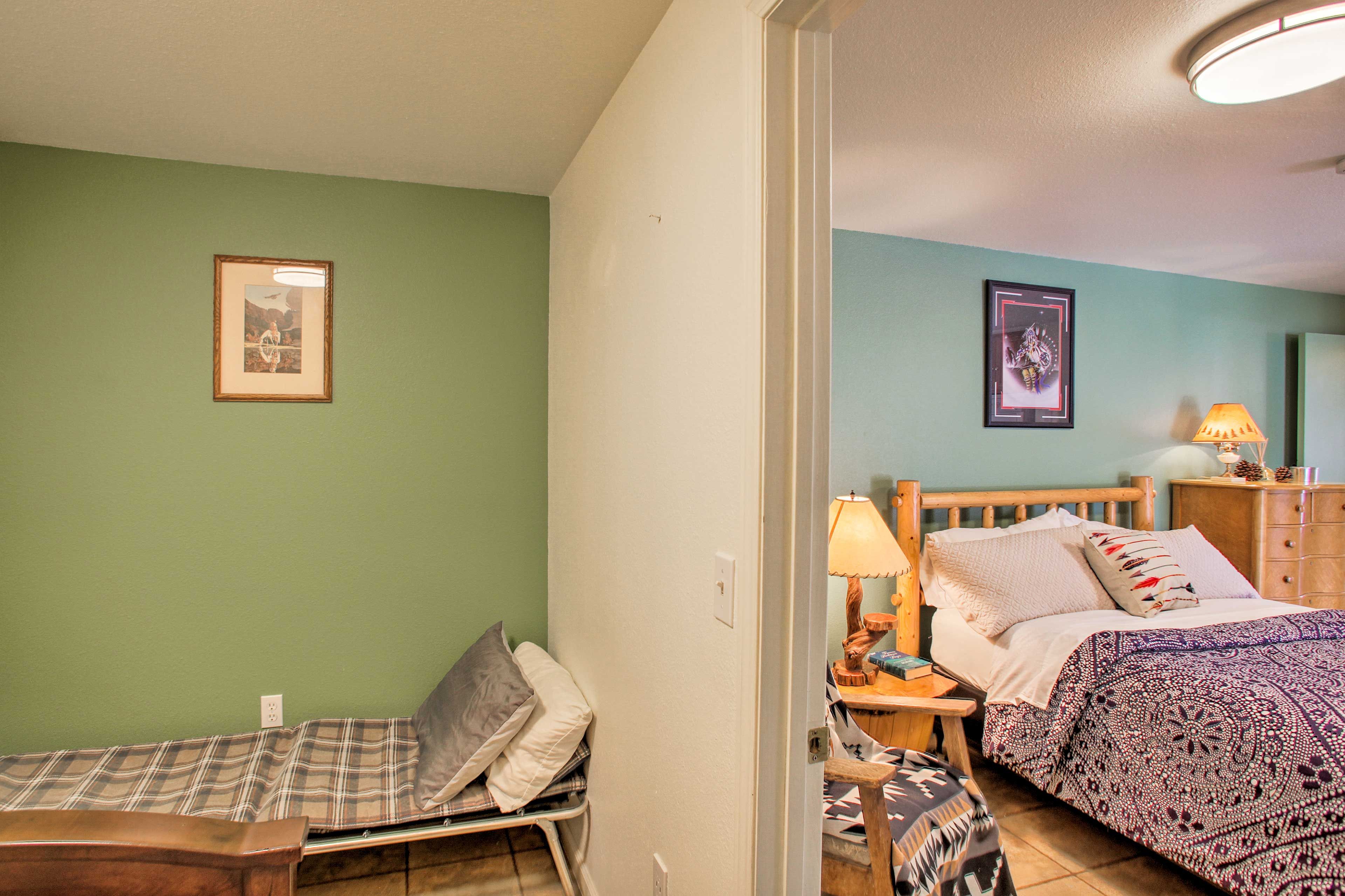 Bedroom 2 | Twin Bed