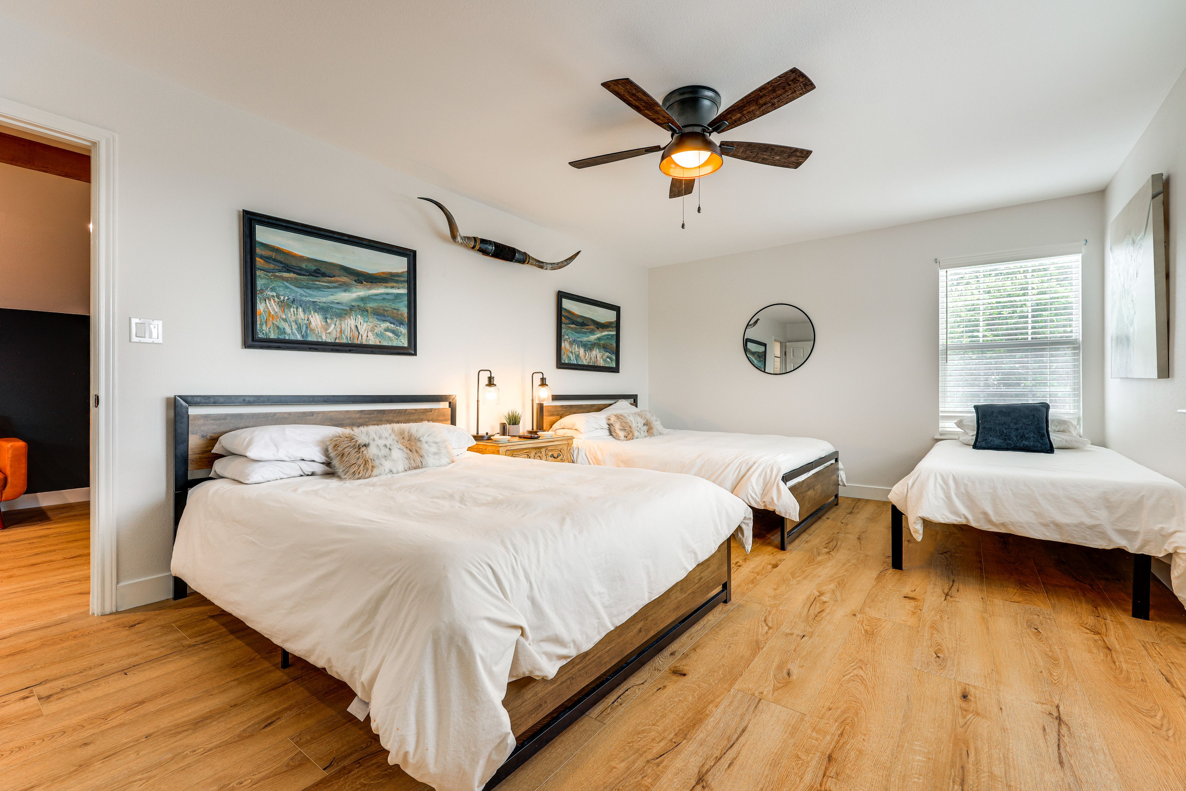 Bedroom 3 | 2 Queen Beds | Twin Bed | Futon