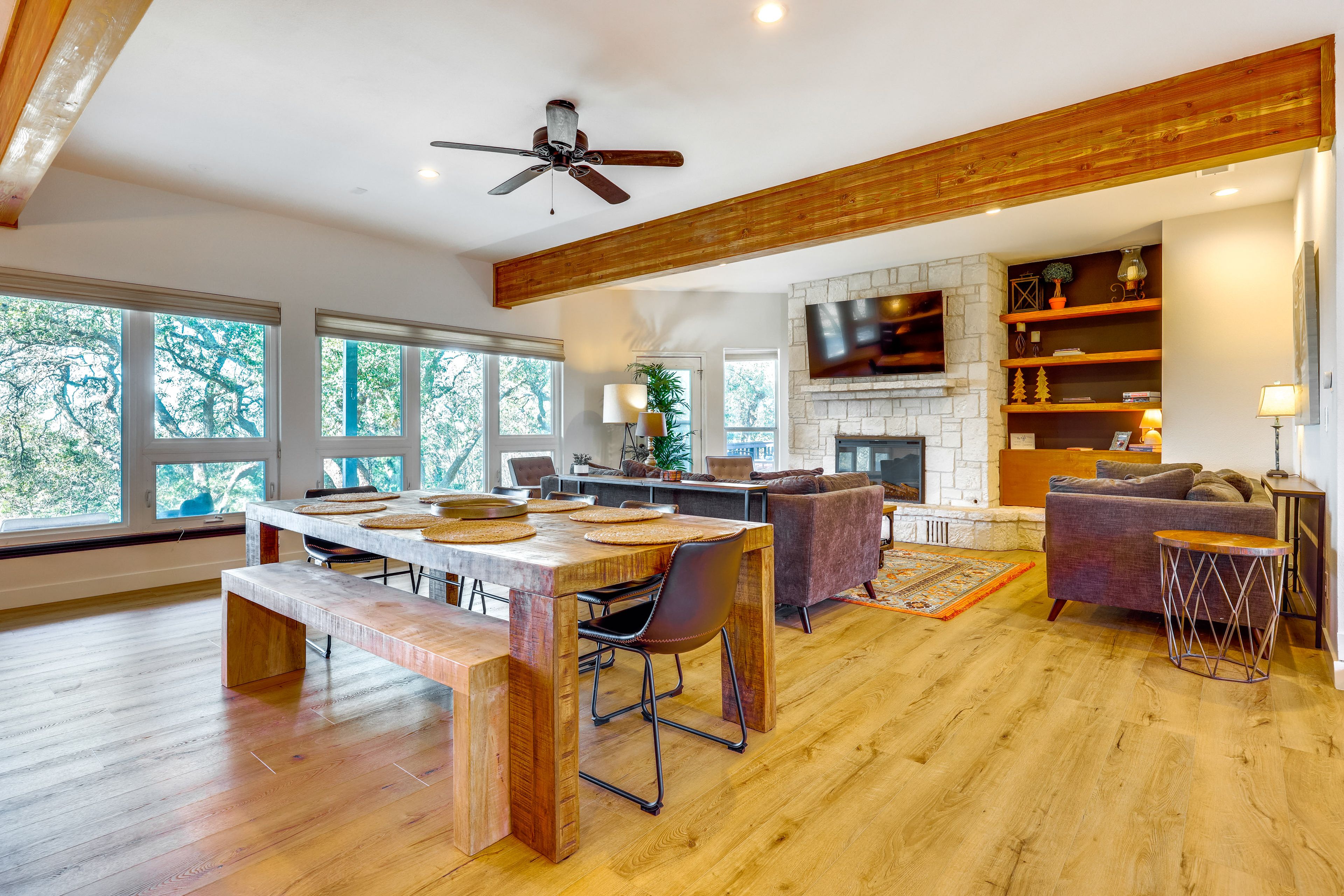 Dining Area | Dishware & Flatware