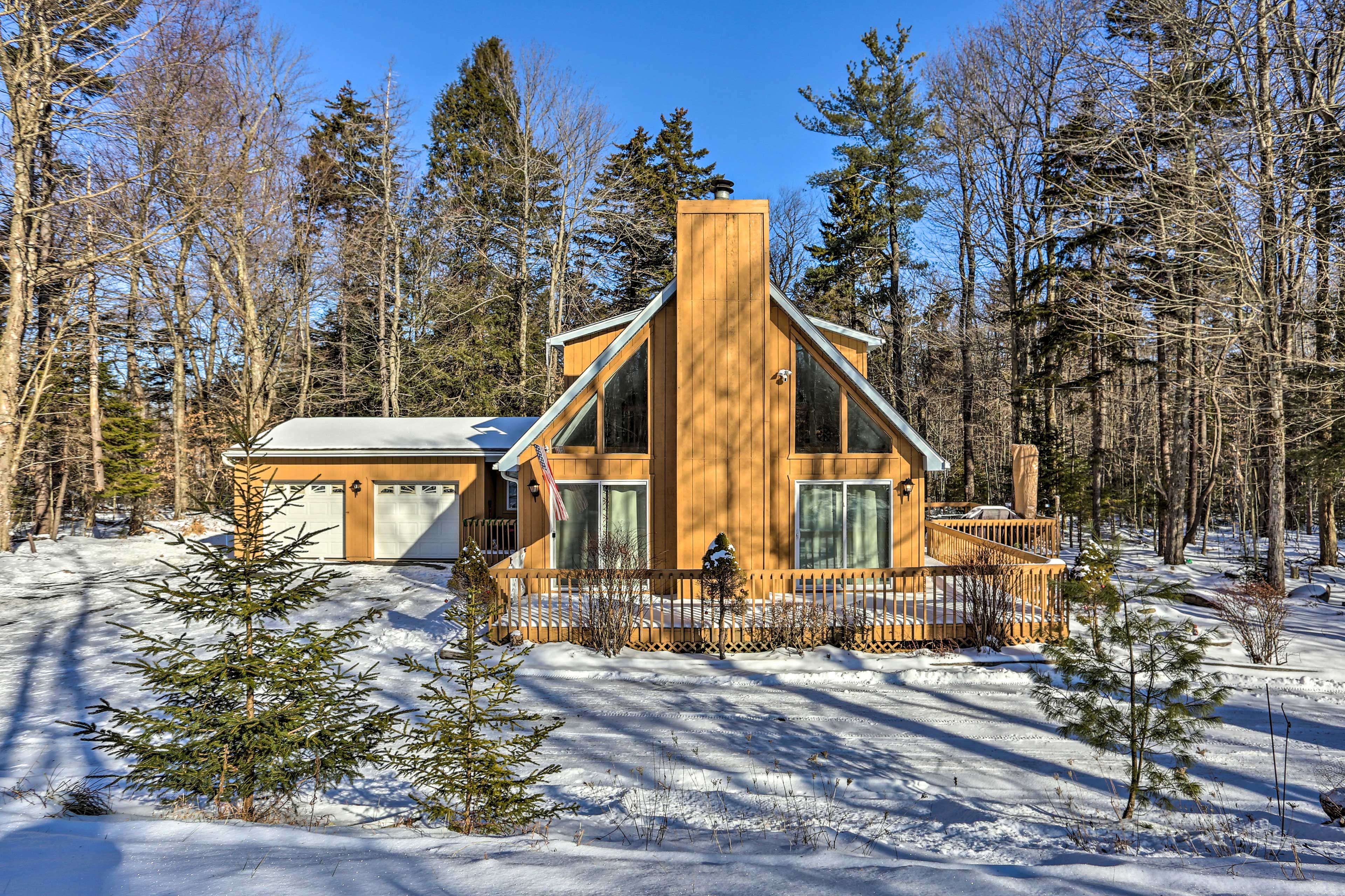 Enjoy your privacy in this secluded chalet cabin.