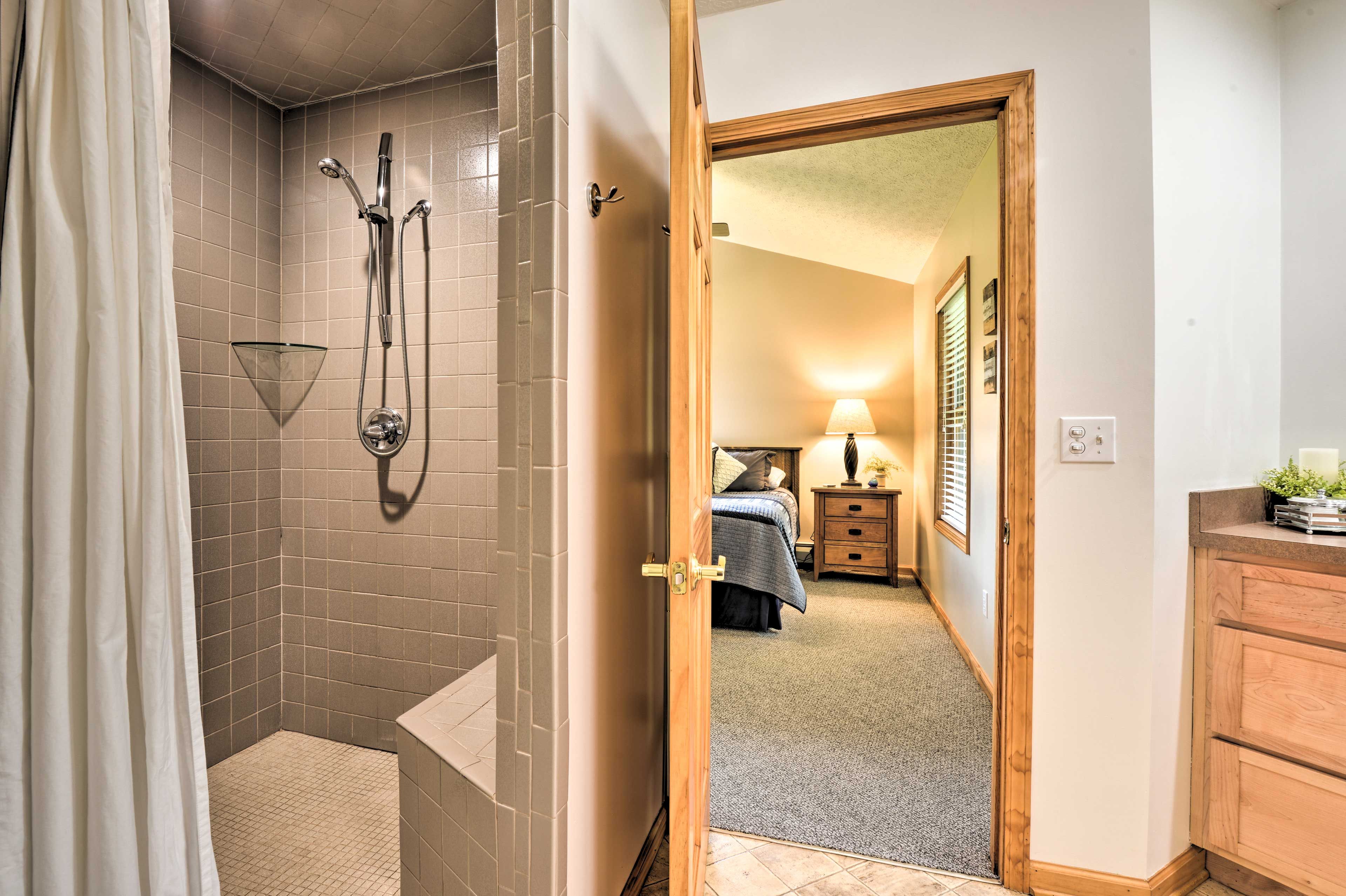 En-Suite Bathroom