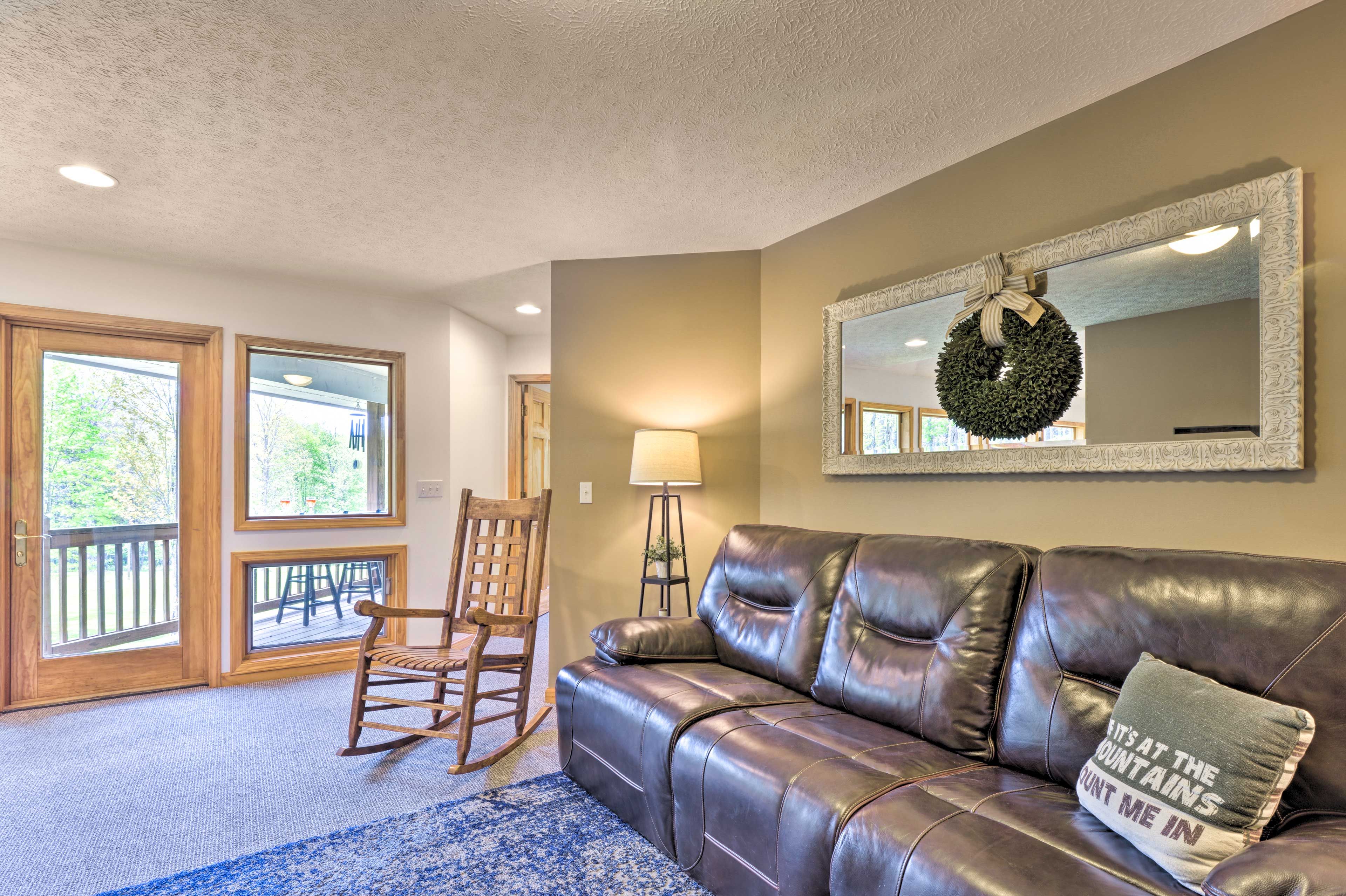 Living Space | Smart TV