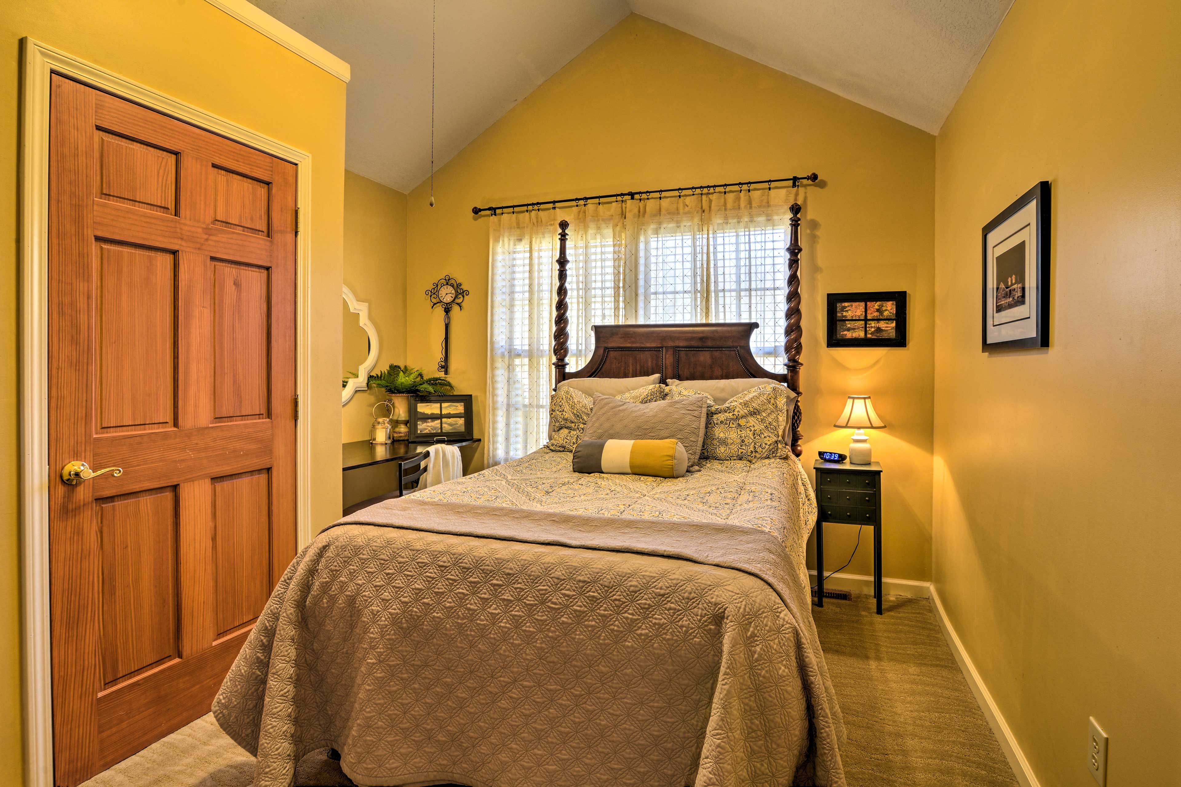 Bedroom 3 | Full Bed | 1st Floor