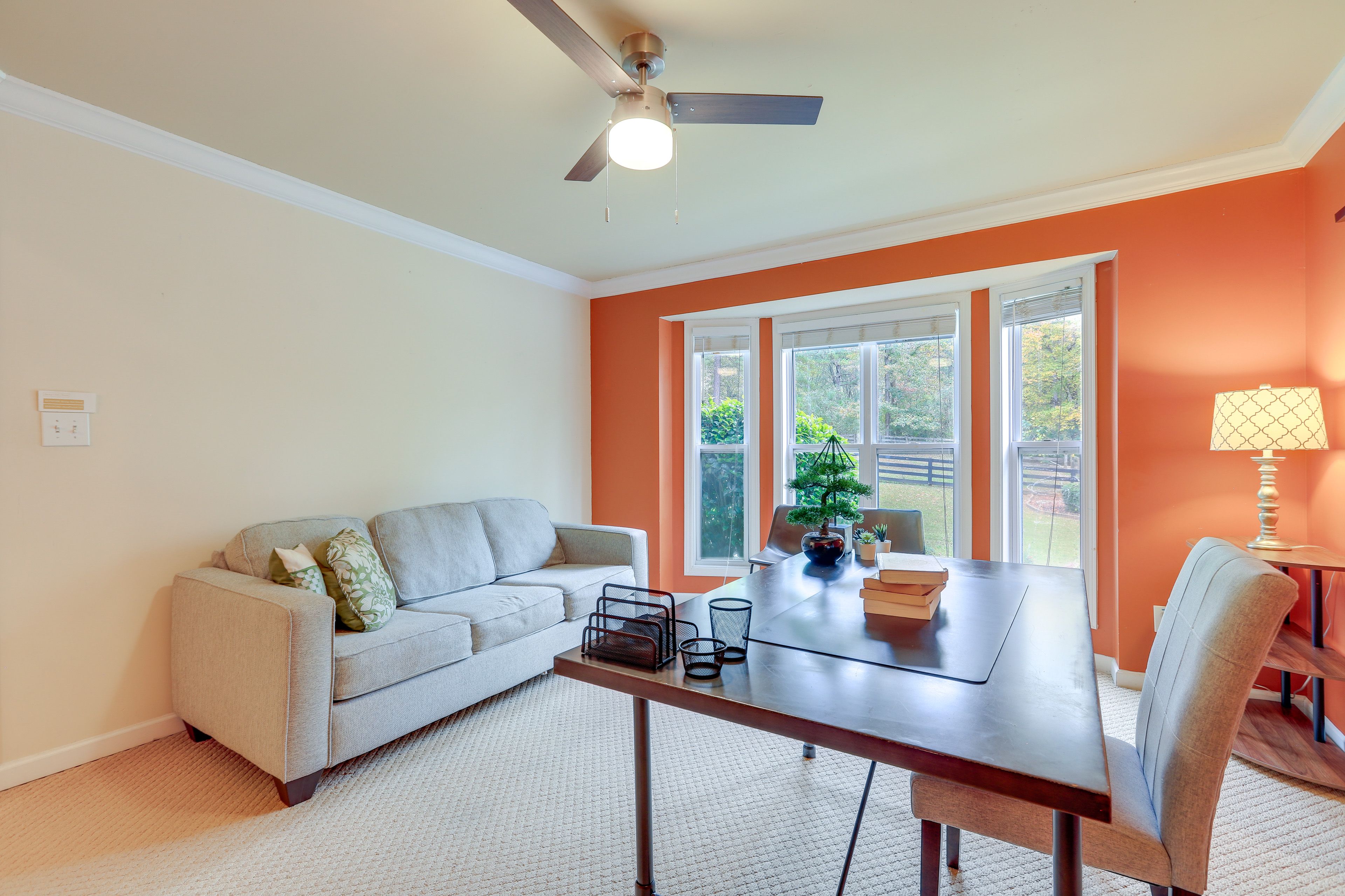 Office | Sleeper Sofa | Dedicated Workspace