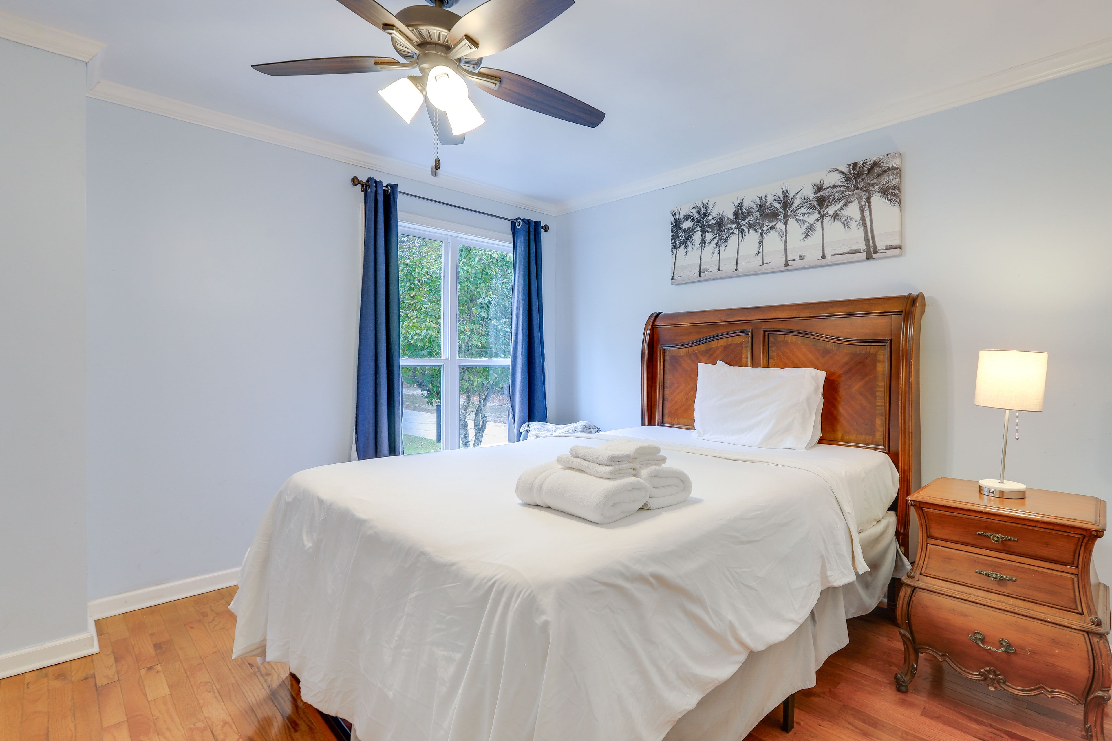 Bedroom 5 | Queen Bed
