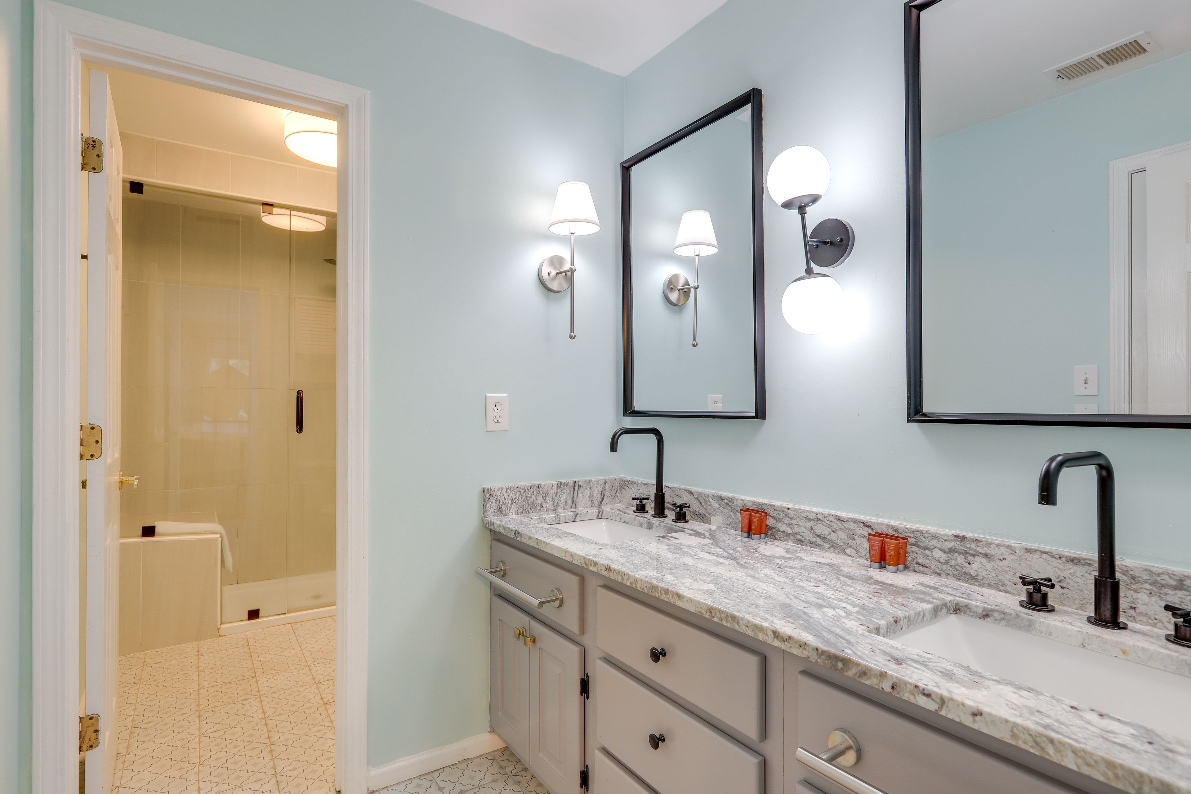 En-Suite Bathroom | Steam Shower
