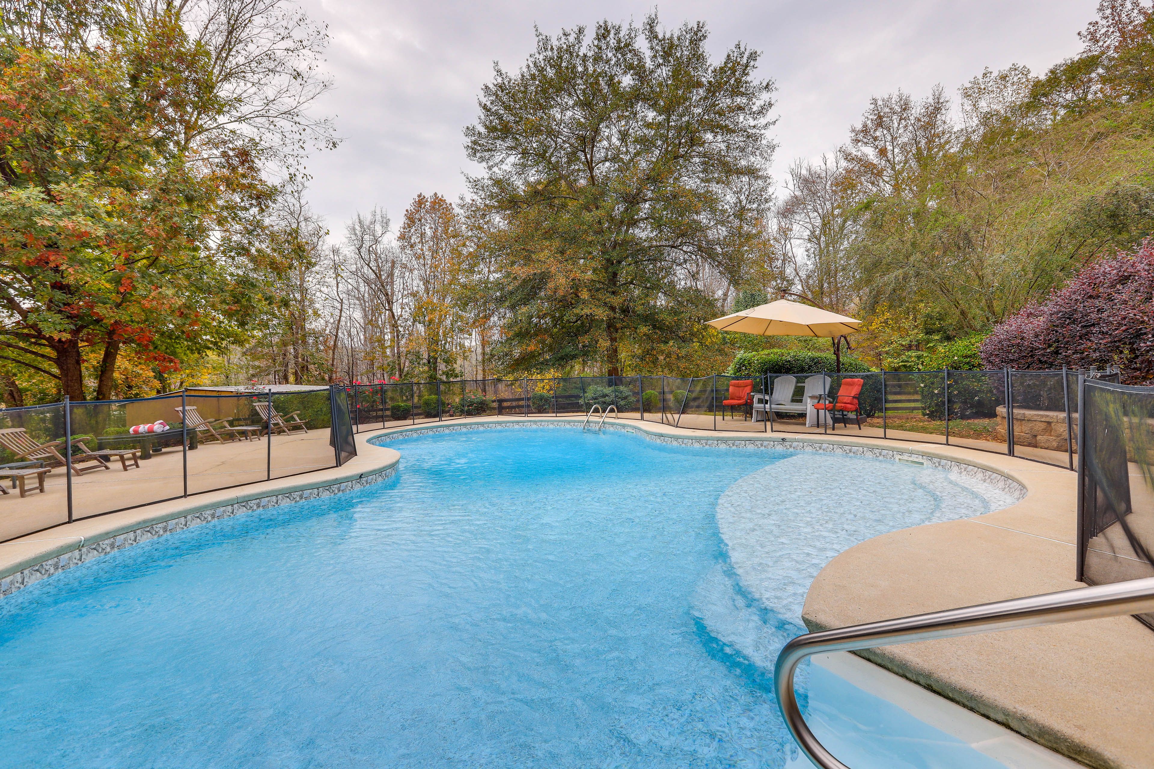 Private Pool