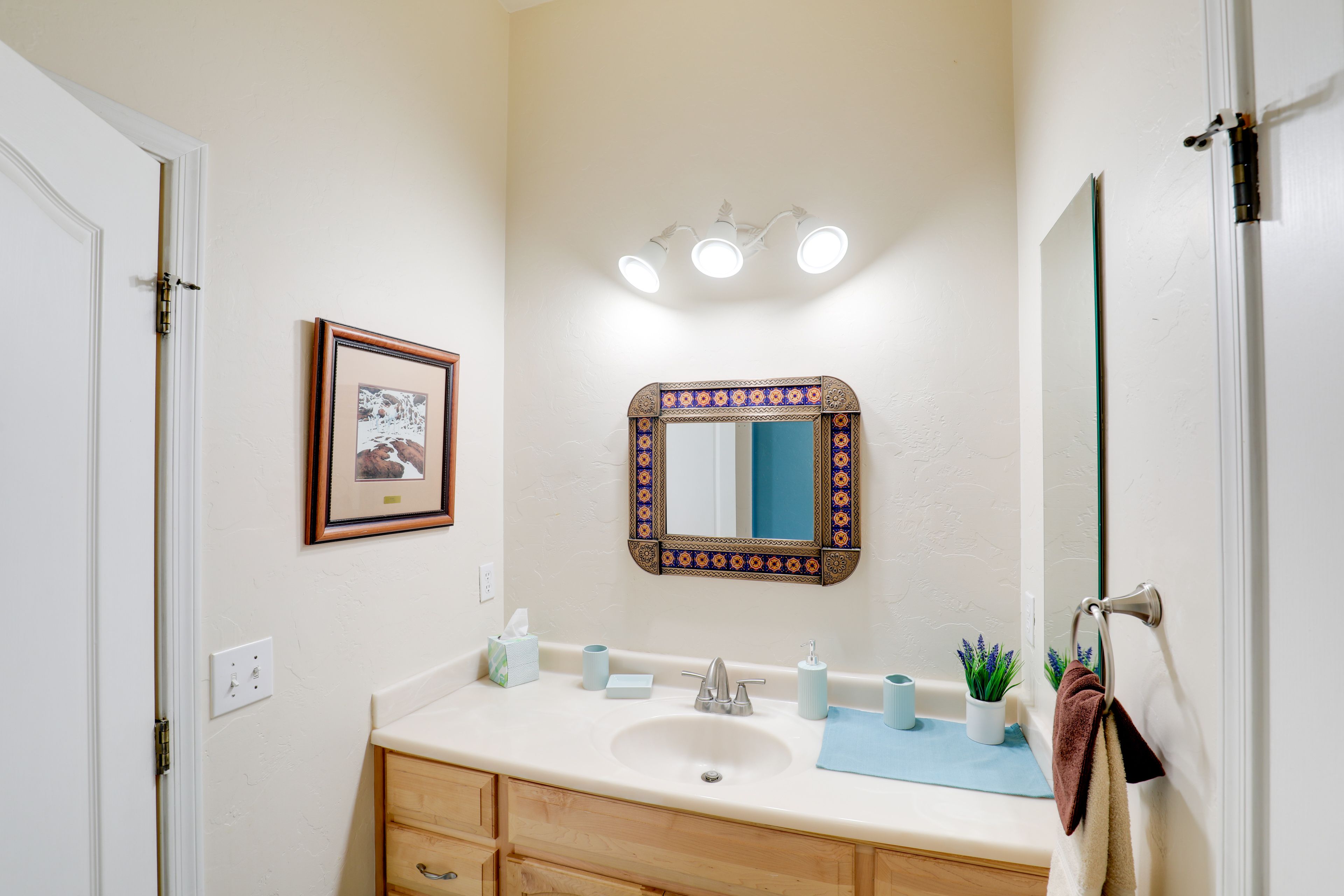 Full Bathroom | Linens & Towels